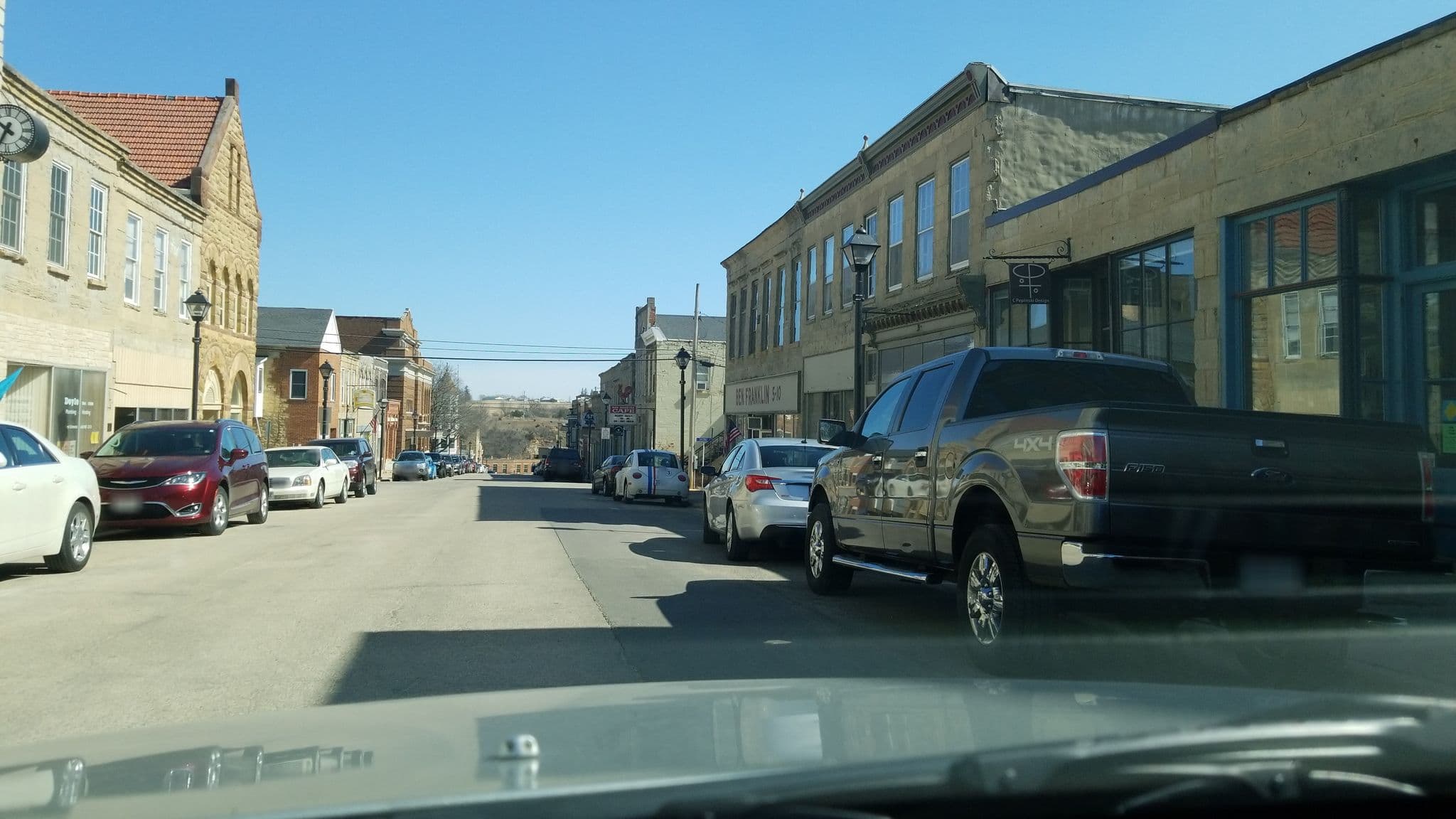 Street view near 23 Steps Inn, Mineral Point — © mneko (CC BY-SA · Mapillary)