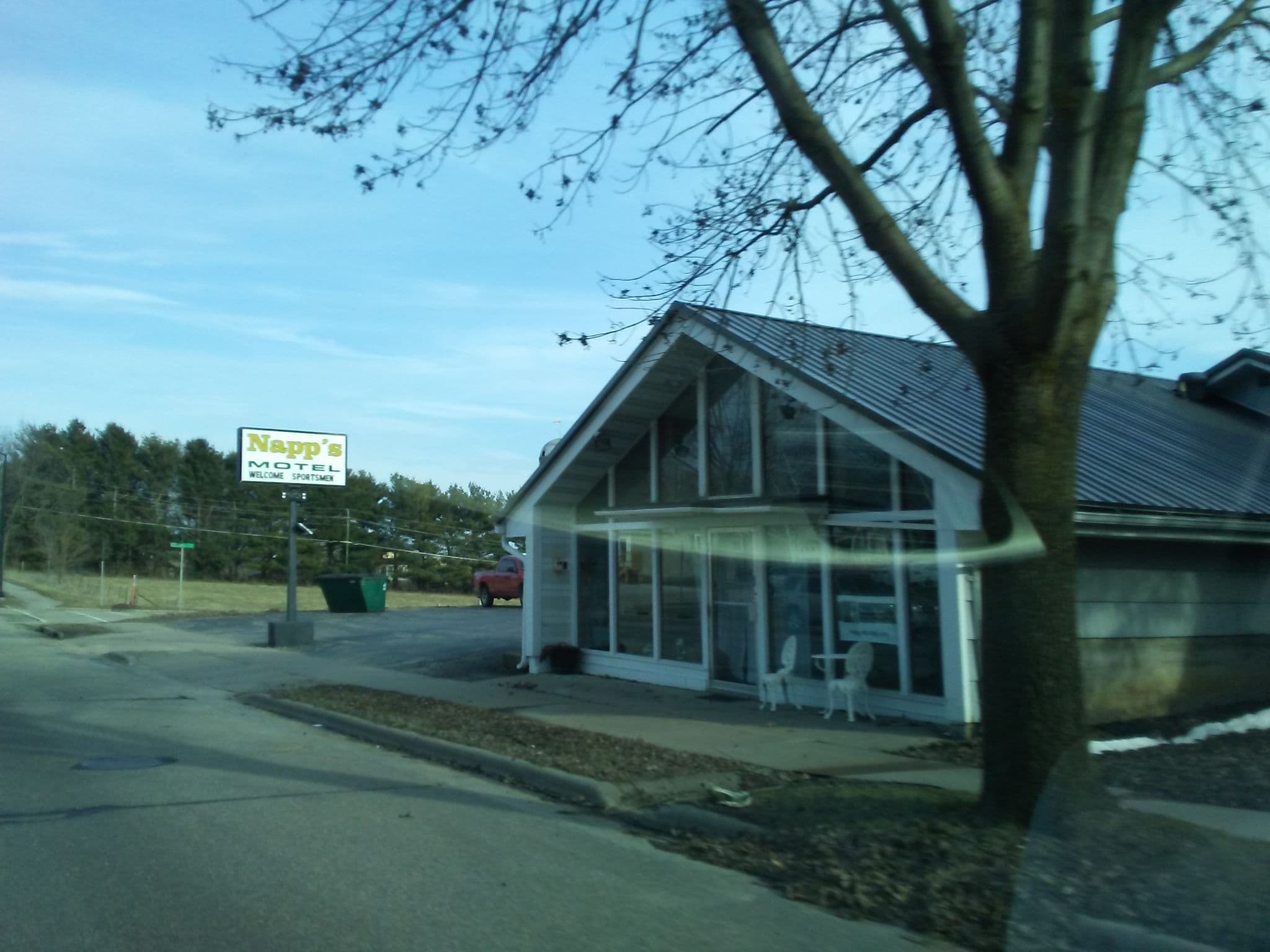 Street view near Comfort Plus Motel, Fennimore — © fta (CC BY-SA · Mapillary)