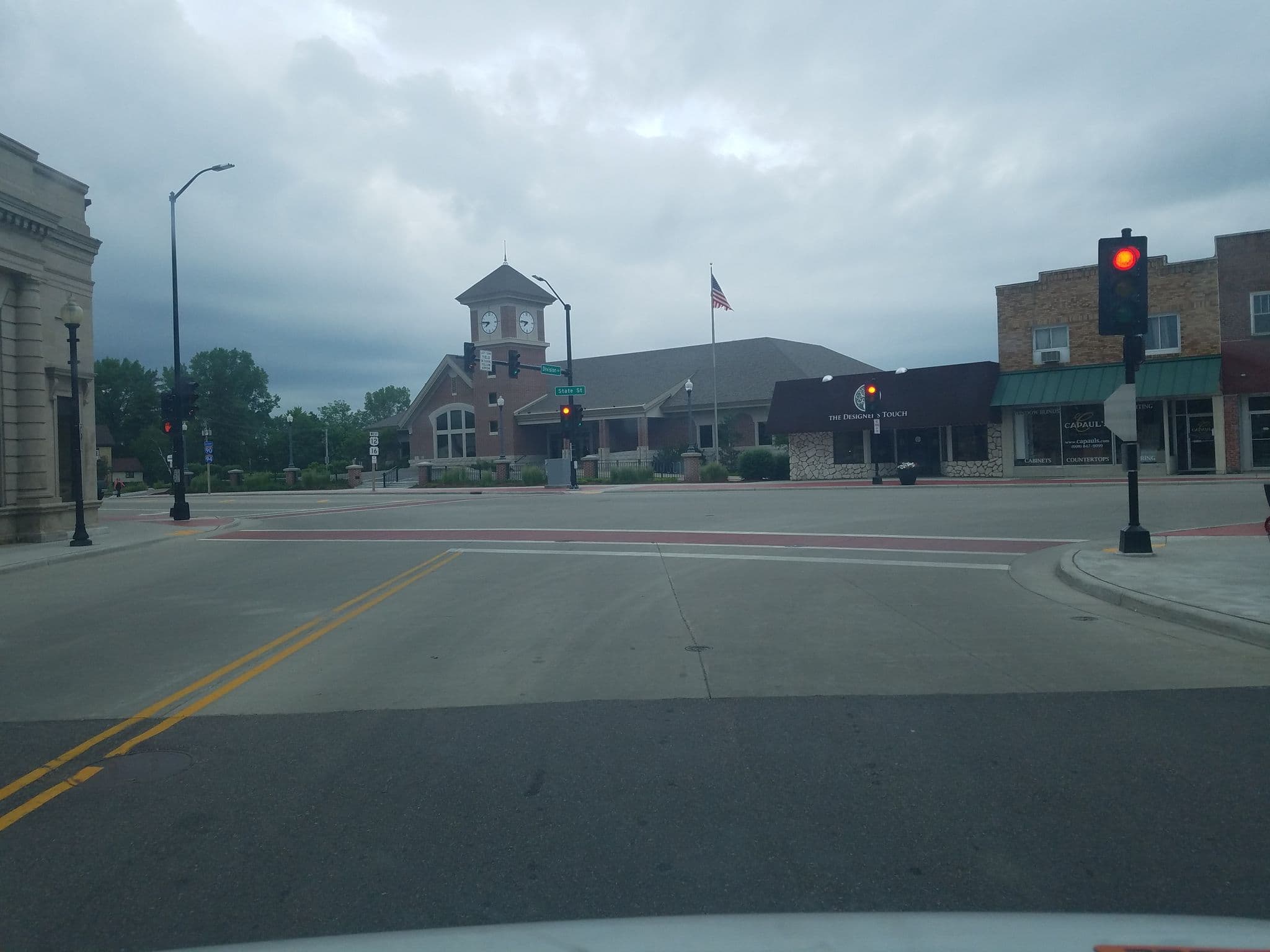 Street view near The Lodge at Mauston, Mauston — © jbthemilker (CC BY-SA · Mapillary)