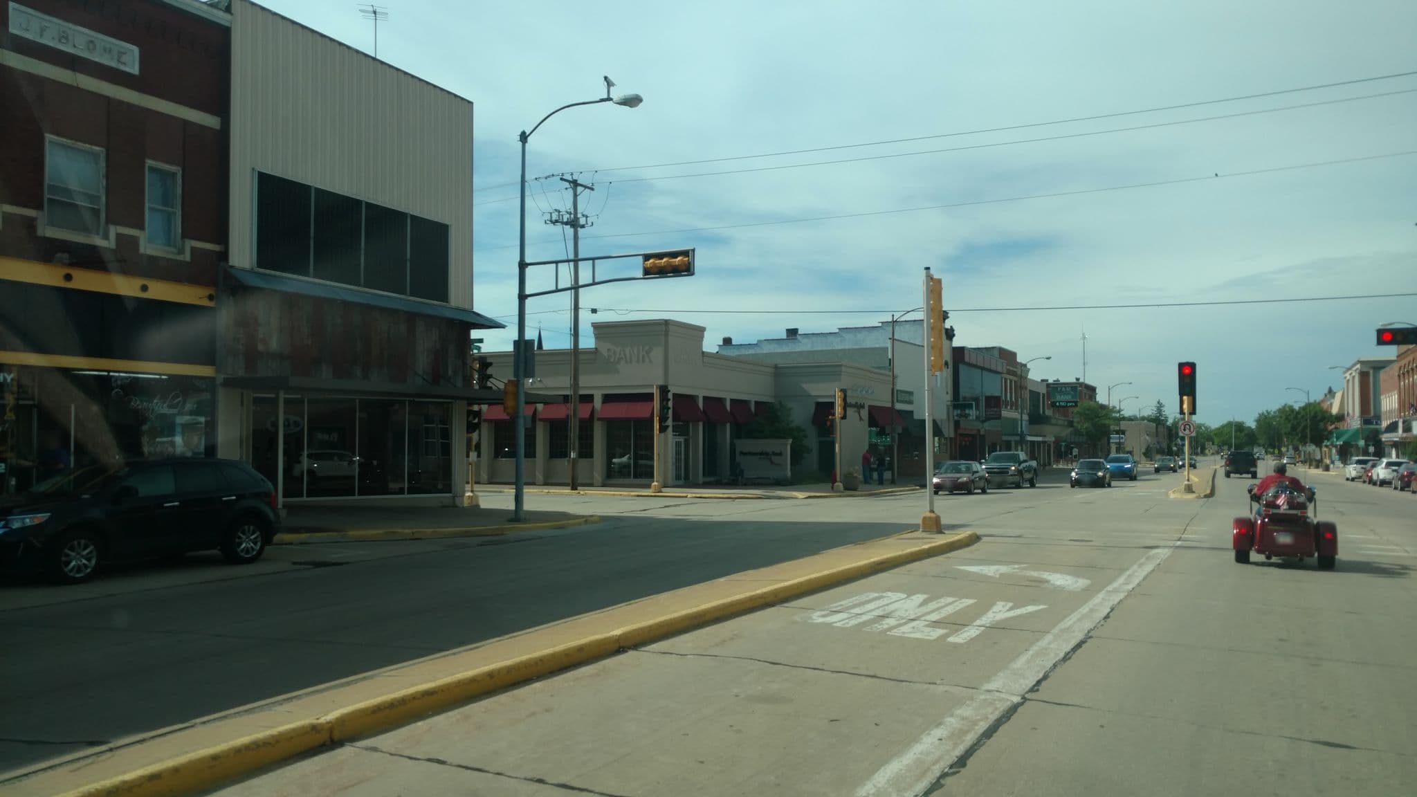 Street view near Common Grounds Coffee House, Tomah — © jbthemilker (CC BY-SA · Mapillary)