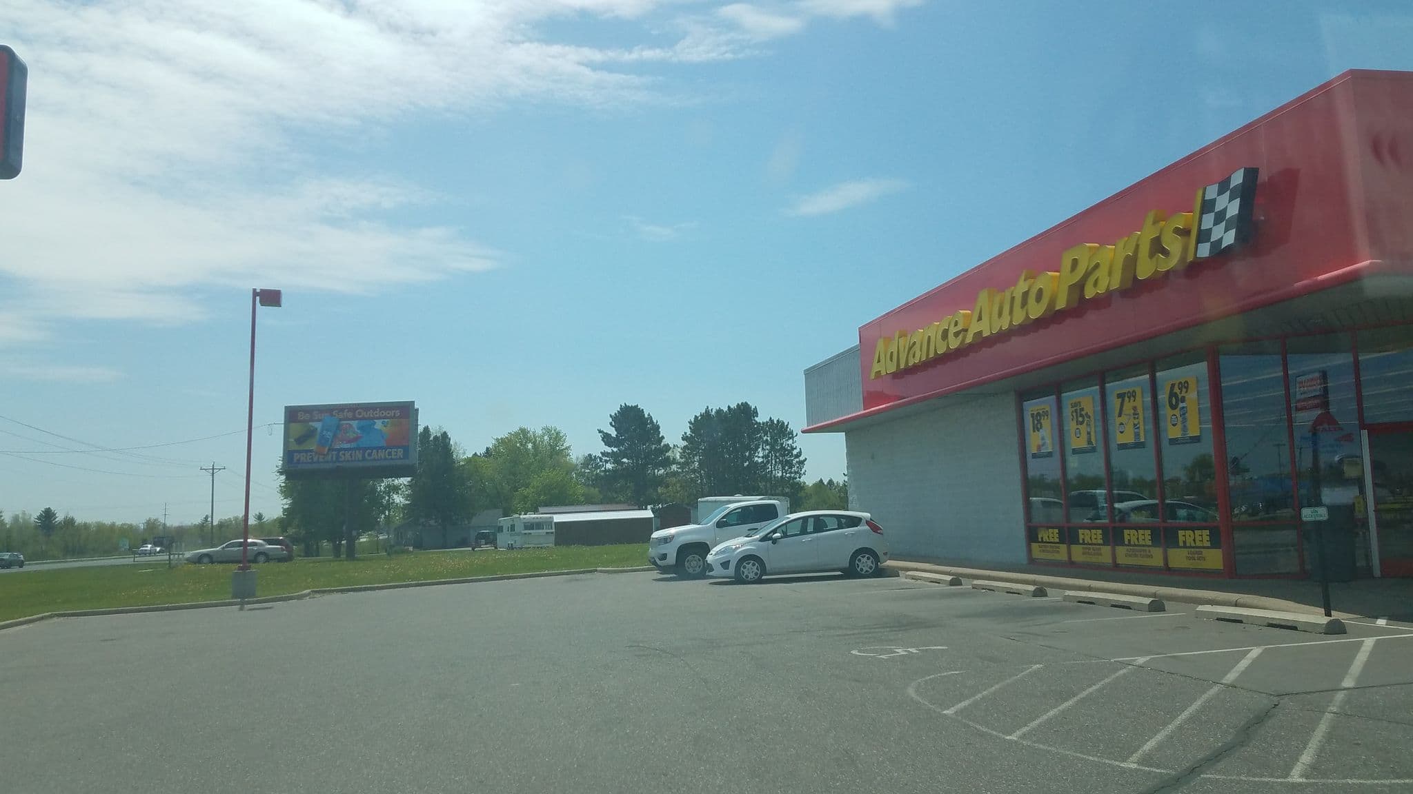 Street view near Holiday Inn Express & Suites Tomah, Tomah — © jbthemilker (CC BY-SA · Mapillary)