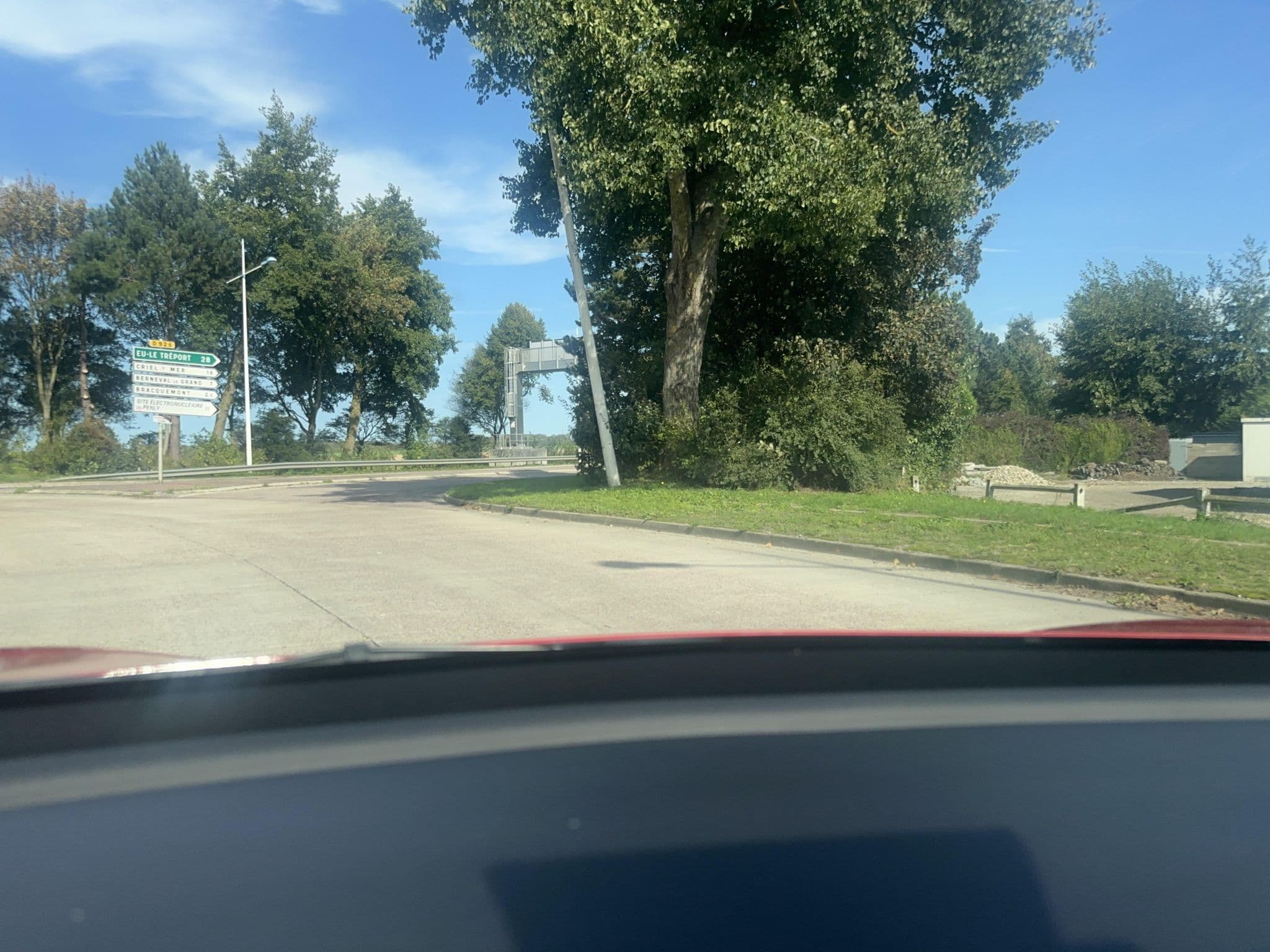 Street view near Au Côte d'Albâtre, Martin-Église — © thomasgrll (CC BY-SA · Mapillary)