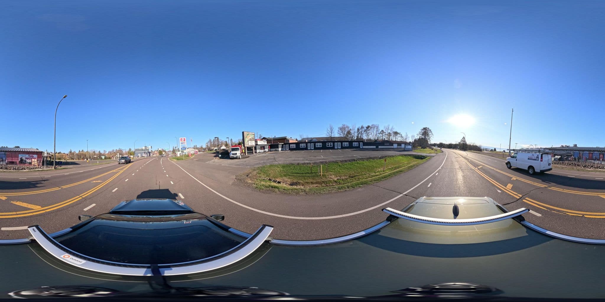 Street view near B & R Motel, Two Harbors — © cartographer (CC BY-SA · Mapillary)