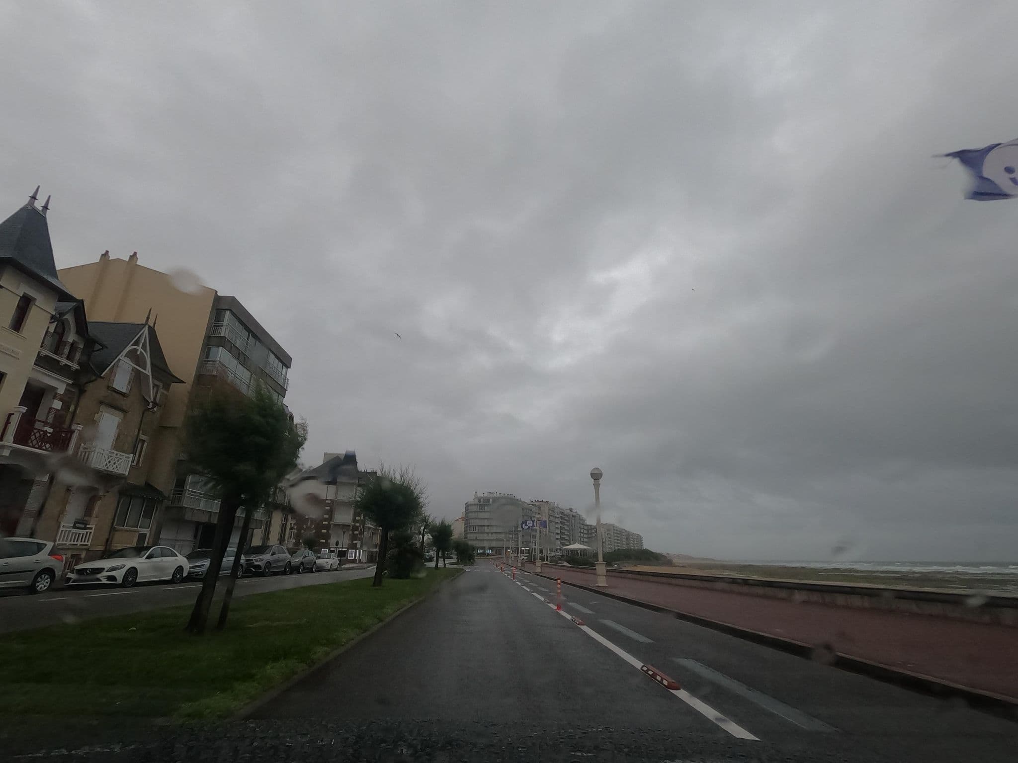 Street view near Atlantic Hotel & Spa, Les Sables-d'Olonne — © uwekoch (CC BY-SA · Mapillary)