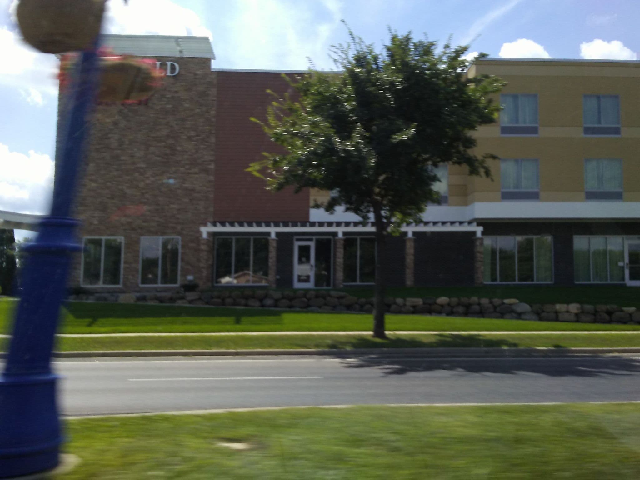 Street view near Fairfield Inn & Suites Madison Verona, Middleton — © fta (CC BY-SA · Mapillary)