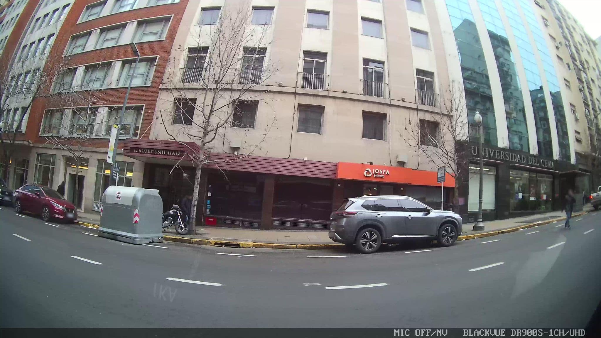 Street view near Hotel Ushcata, Buenos Aires — © kaart_1 (CC BY-SA · Mapillary)