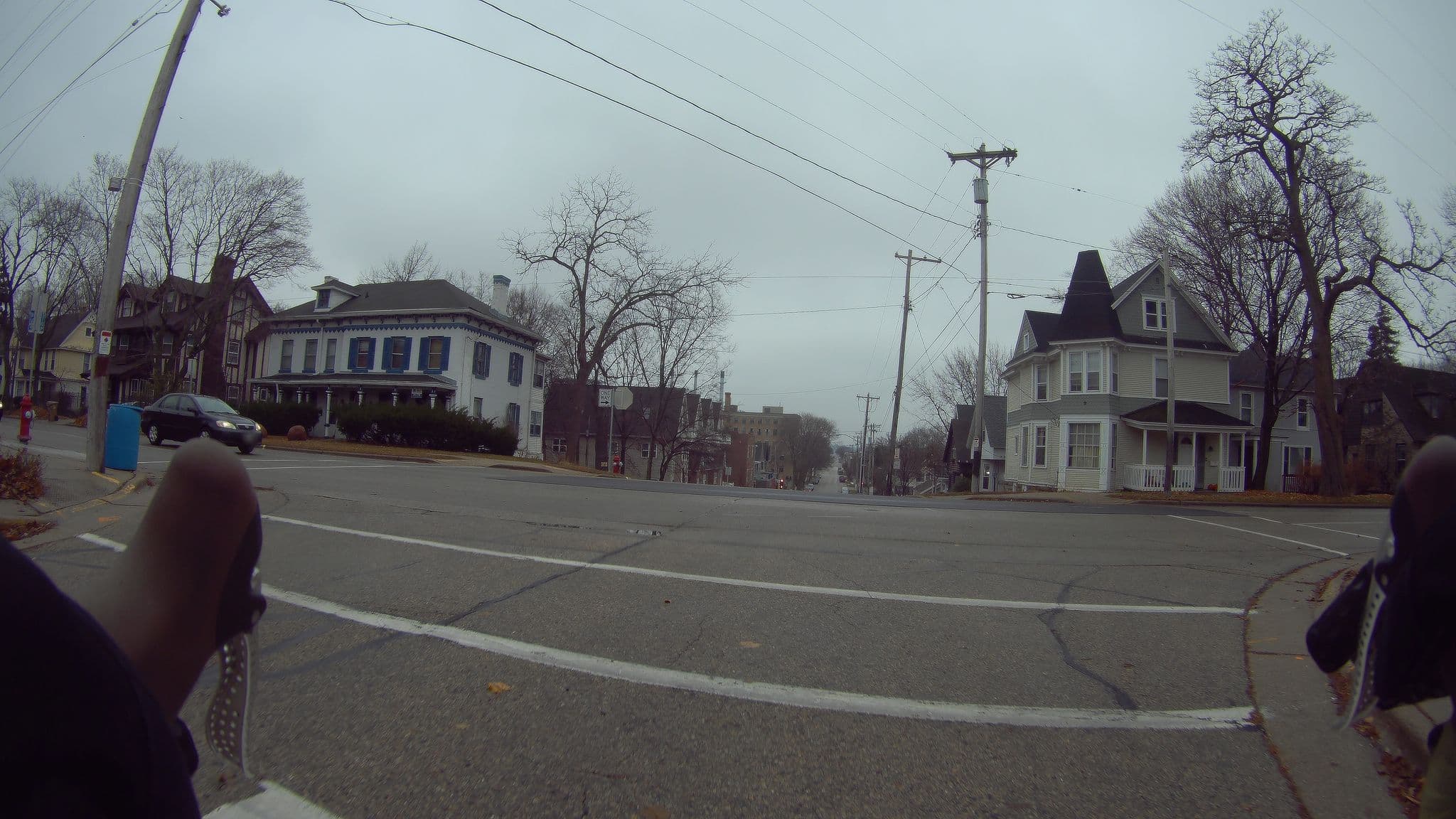 Street view near Mendota Lakehouse inn, Madison — © vgxhc (CC BY-SA · Mapillary)
