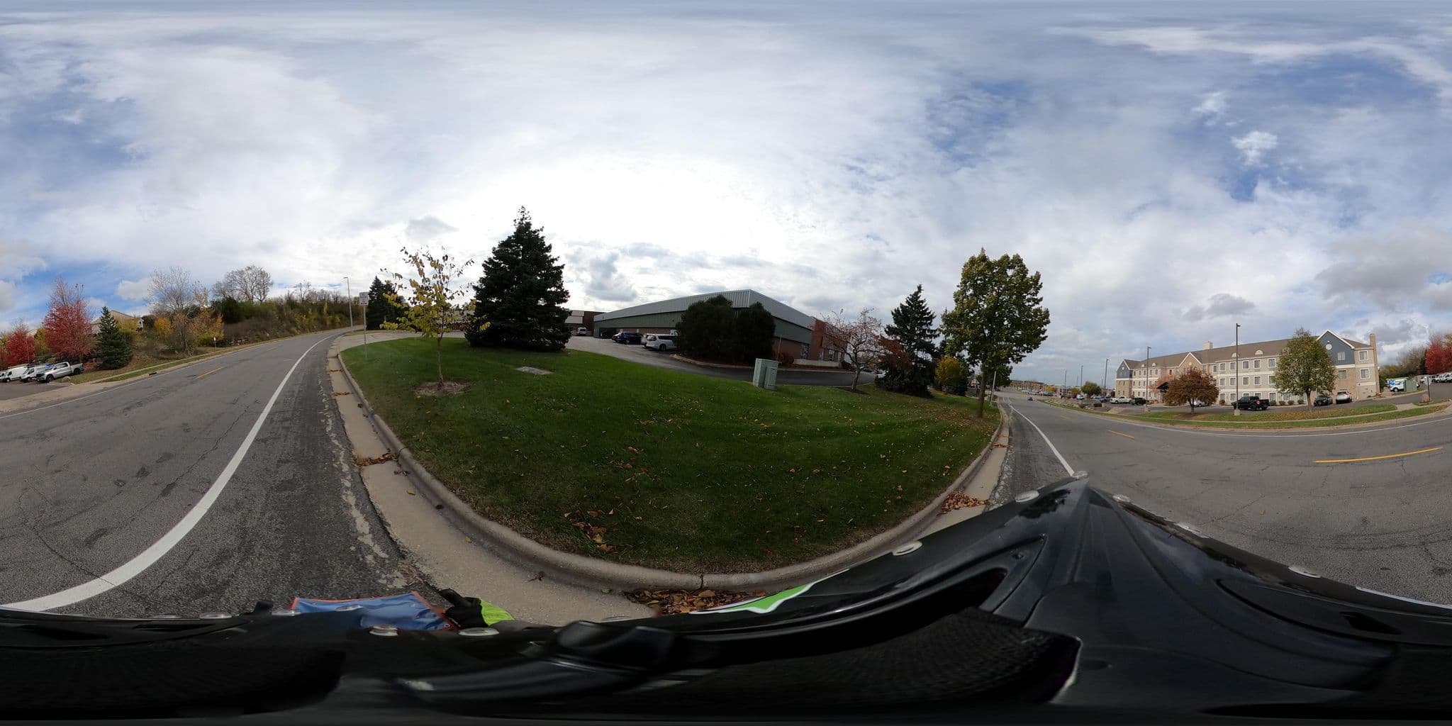 Street view near Complimentary Breakfast, Maple Bluff — © vgxhc (CC BY-SA · Mapillary)