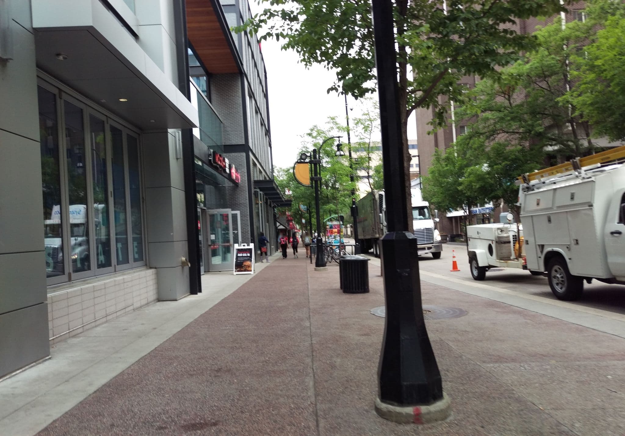 Street view near University Inn Madison, Madison — © fta (CC BY-SA · Mapillary)