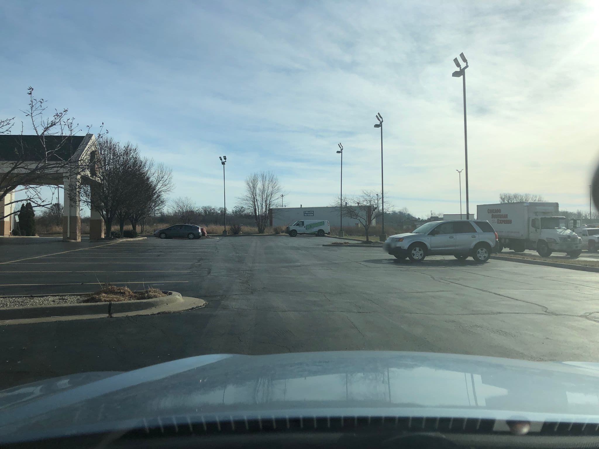 Street view near Super 8 by Wyndham, Hampshire — © nheidenfelder91 (CC BY-SA · Mapillary)