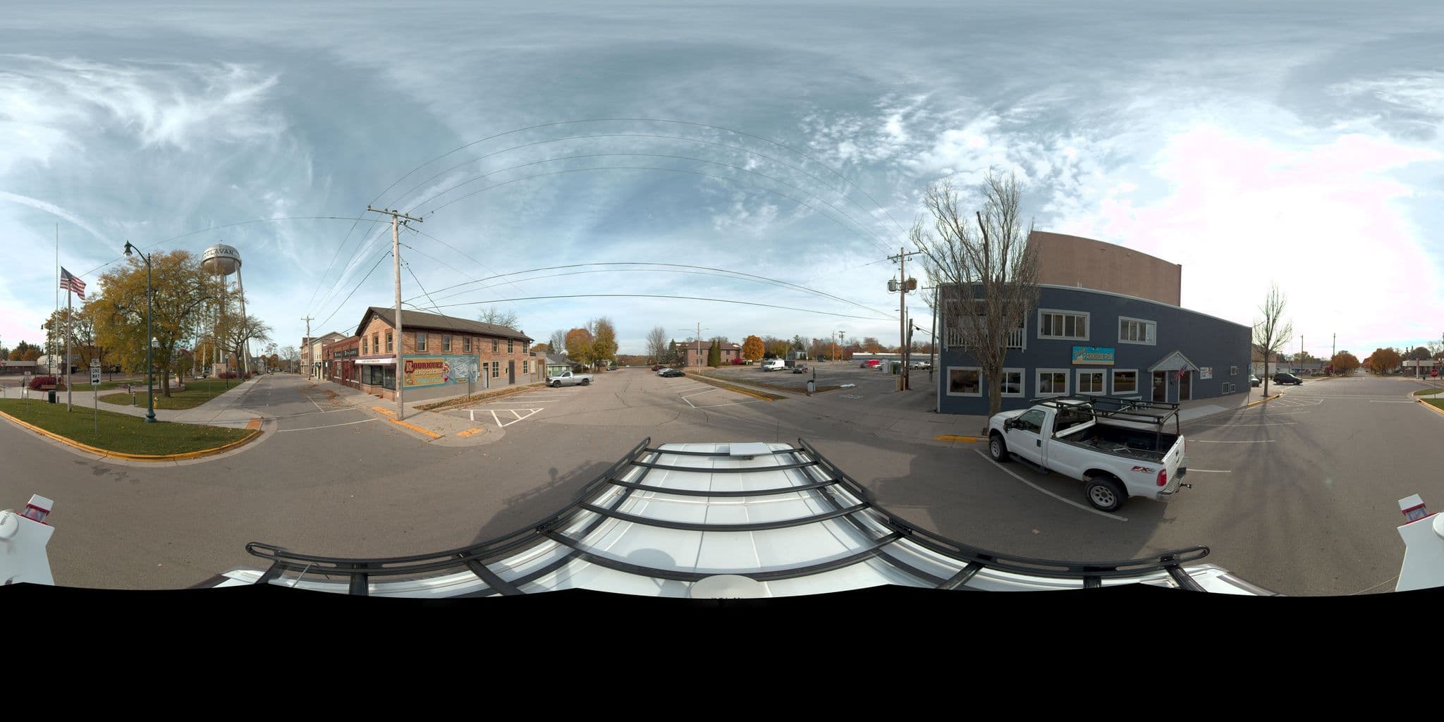 Street view near Delavan Inn, Delavan — © GIS_ISG (CC BY-SA · Mapillary)