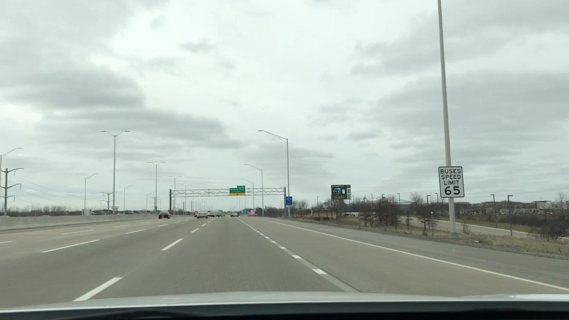 Street view near Wyndham Chicago, Streamwood — © lvl5 (CC BY-SA · Mapillary)