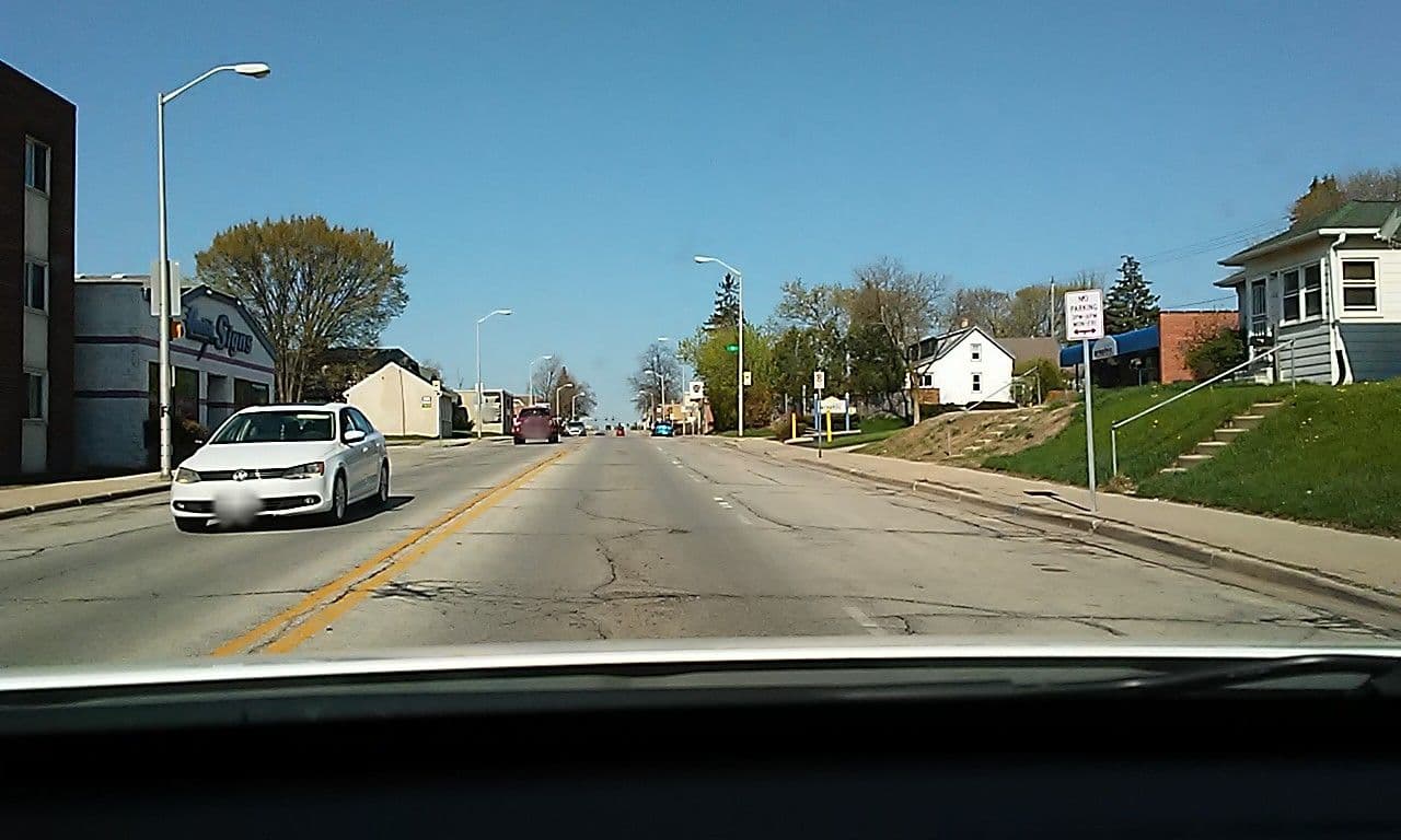Street view near Governor, West Allis — © aqua01 (CC BY-SA · Mapillary)
