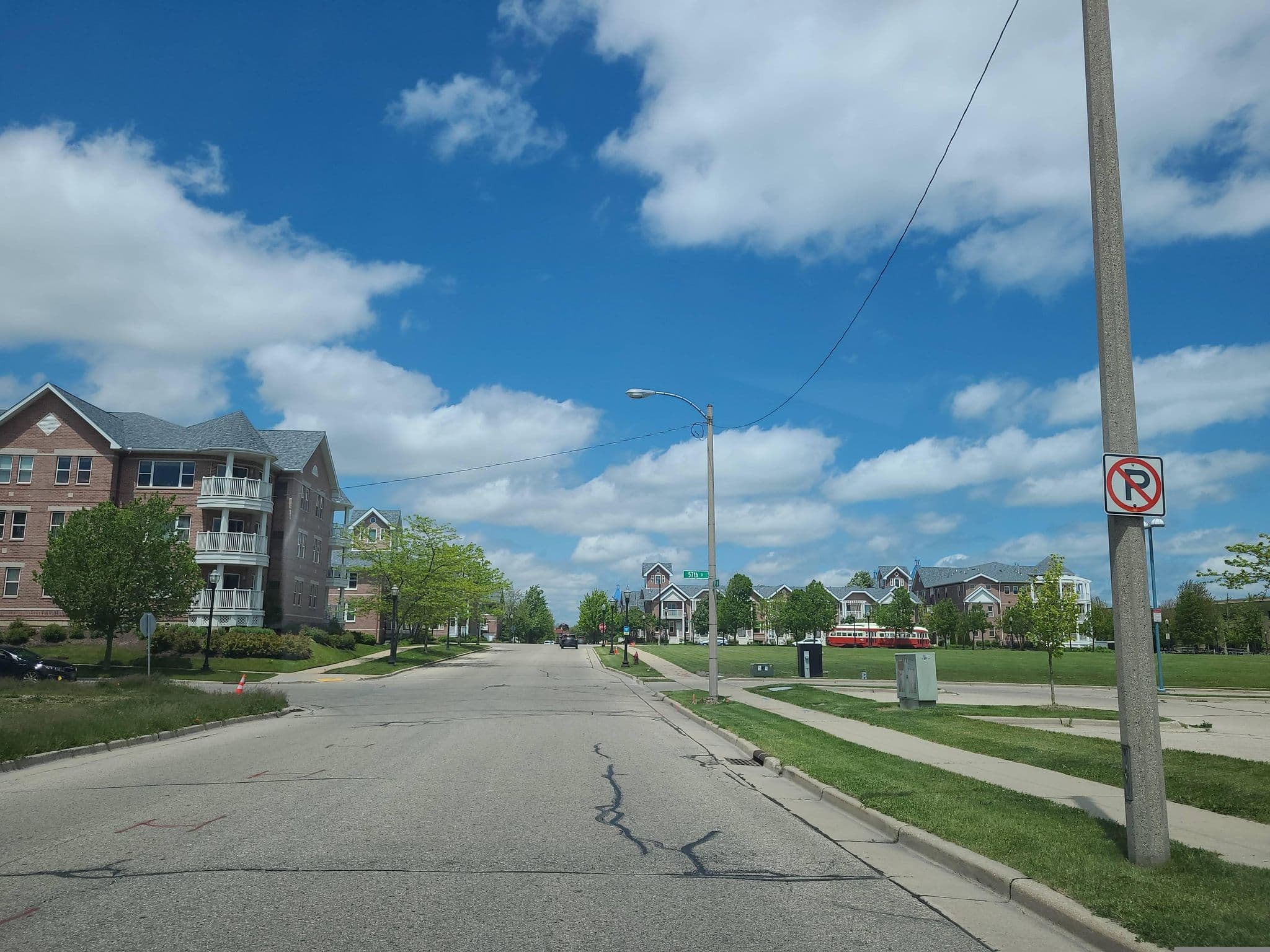 Street view near Scottish Goddess (yacht), Kenosha — © mtokarski (CC BY-SA · Mapillary)