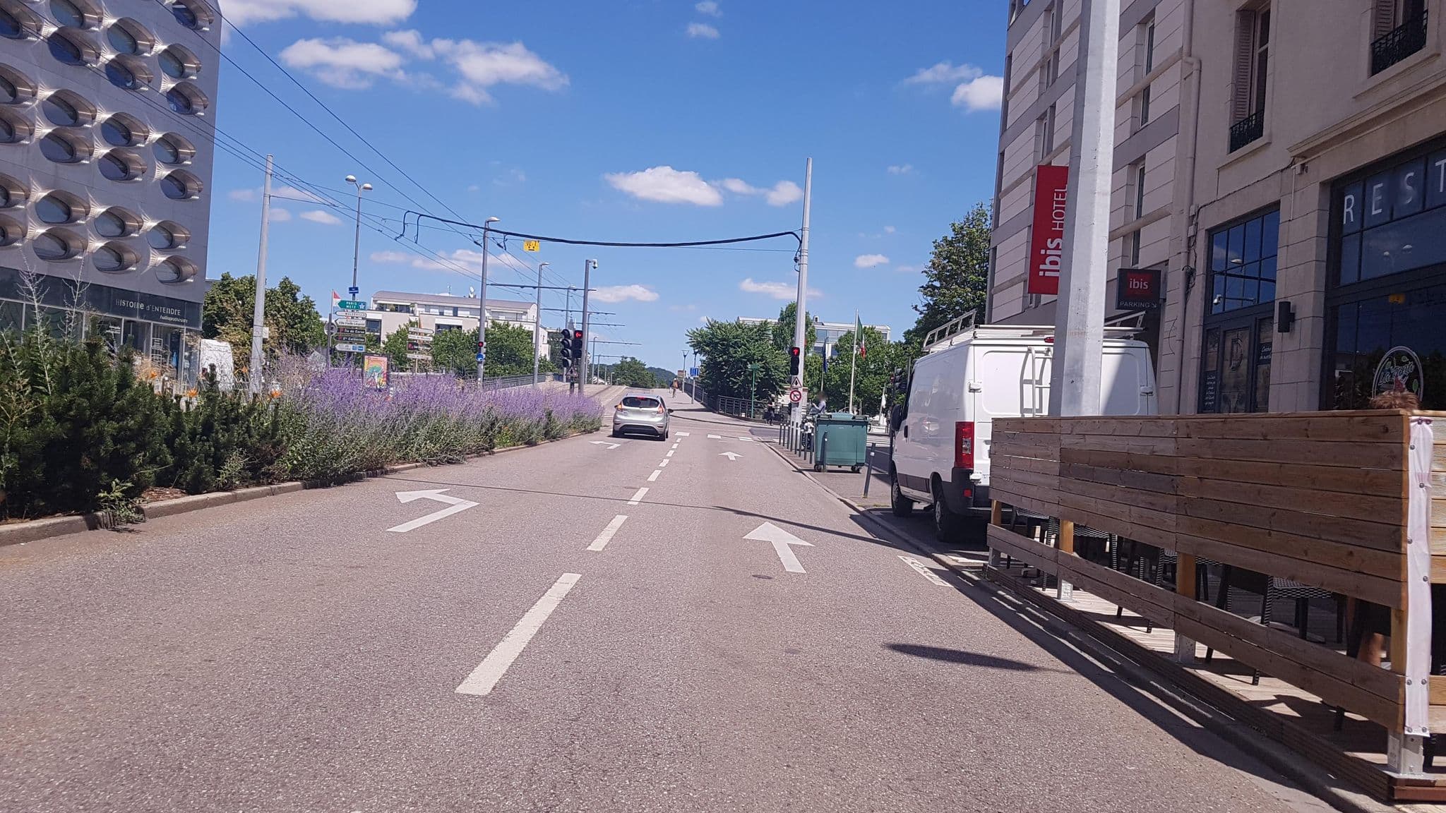Street view near Adagio Aparthotel, Nancy — © changchun1 (CC BY-SA · Mapillary)