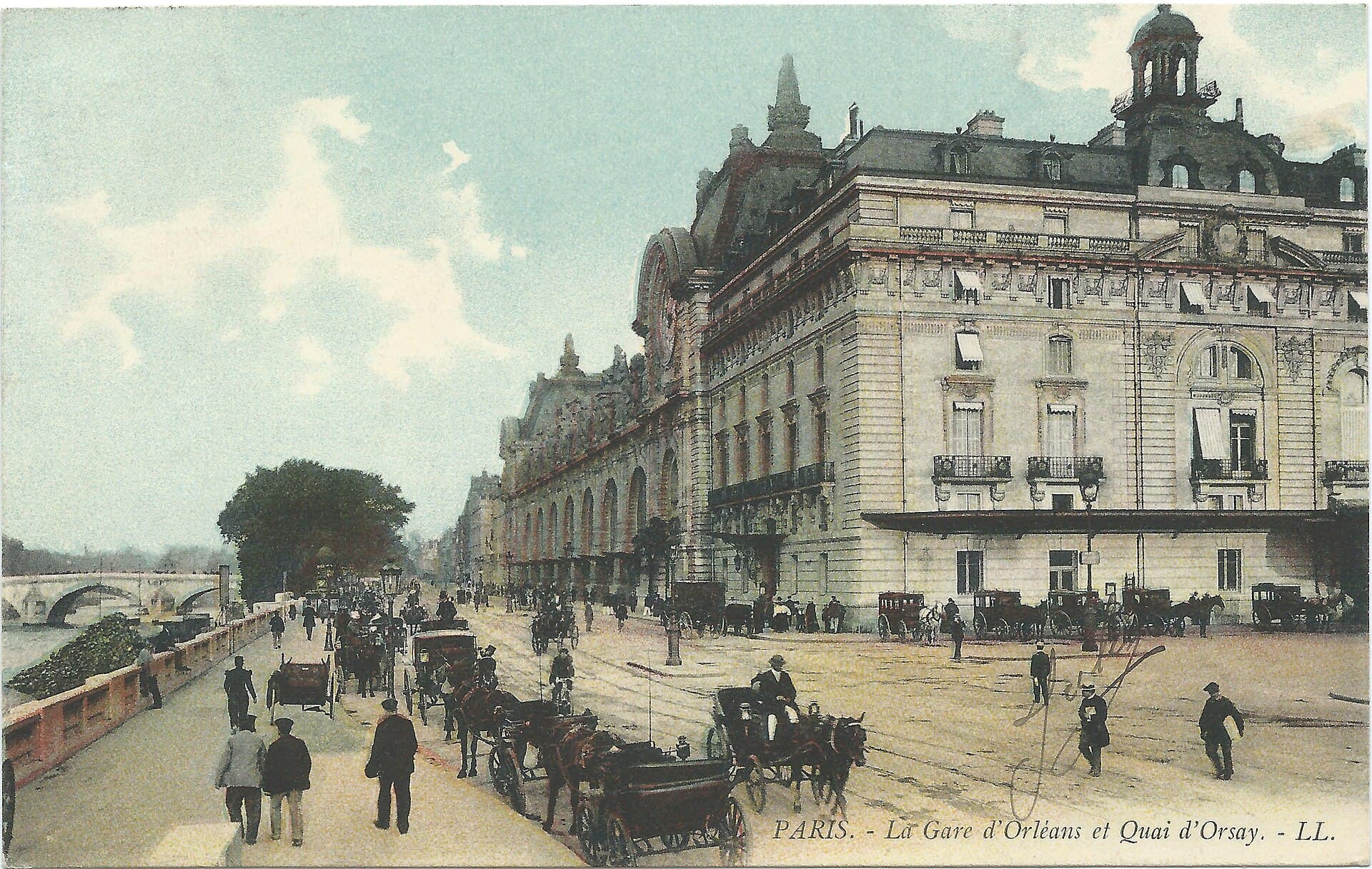Hôtel d'Orsay (via Wikimedia Commons, Public domain)