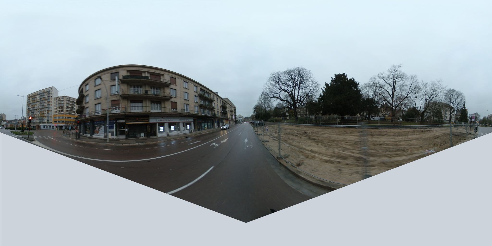 Street view near Hôtel Le Splendid, Troyes — © zouzou (CC BY-SA · Mapillary)