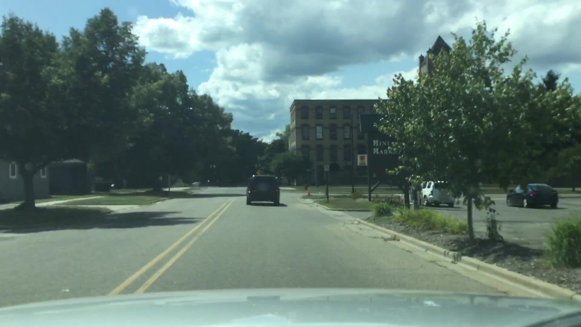 Street view near Driftway Inn, Belding — © lvl5 (CC BY-SA · Mapillary)