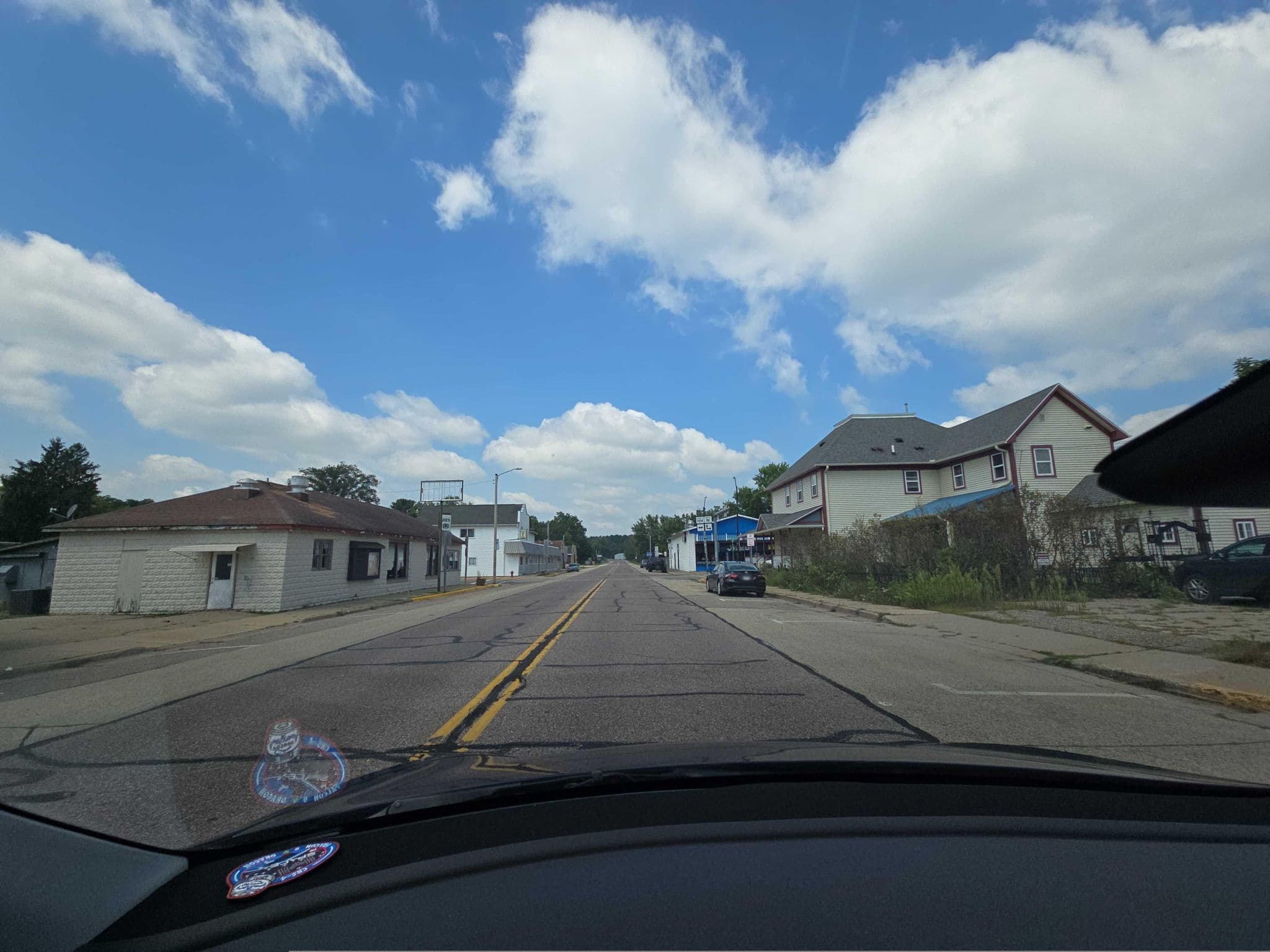 Street view near Hadlie's Upper Dells Hotel, Wisconsin Dells — © Montrose_Lyle (CC BY-SA · Mapillary)