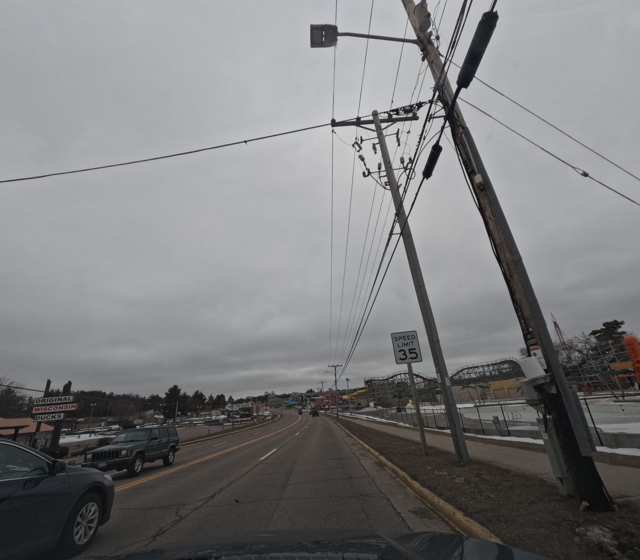 Street view near Delphi Pool, Lake Delton — © allen (CC BY-SA · Mapillary)