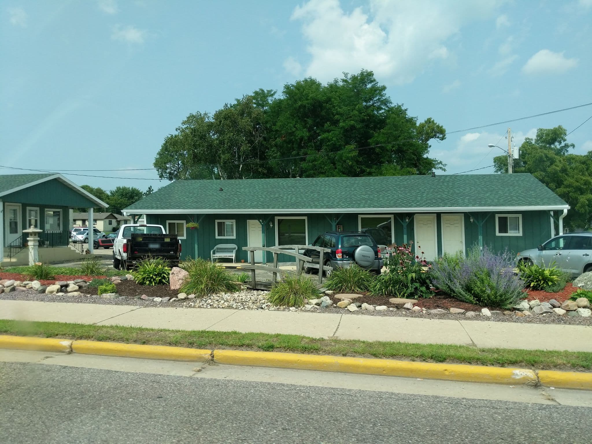 Street view near Shady Lawn Motel, Pardeeville — © iandees (CC BY-SA · Mapillary)
