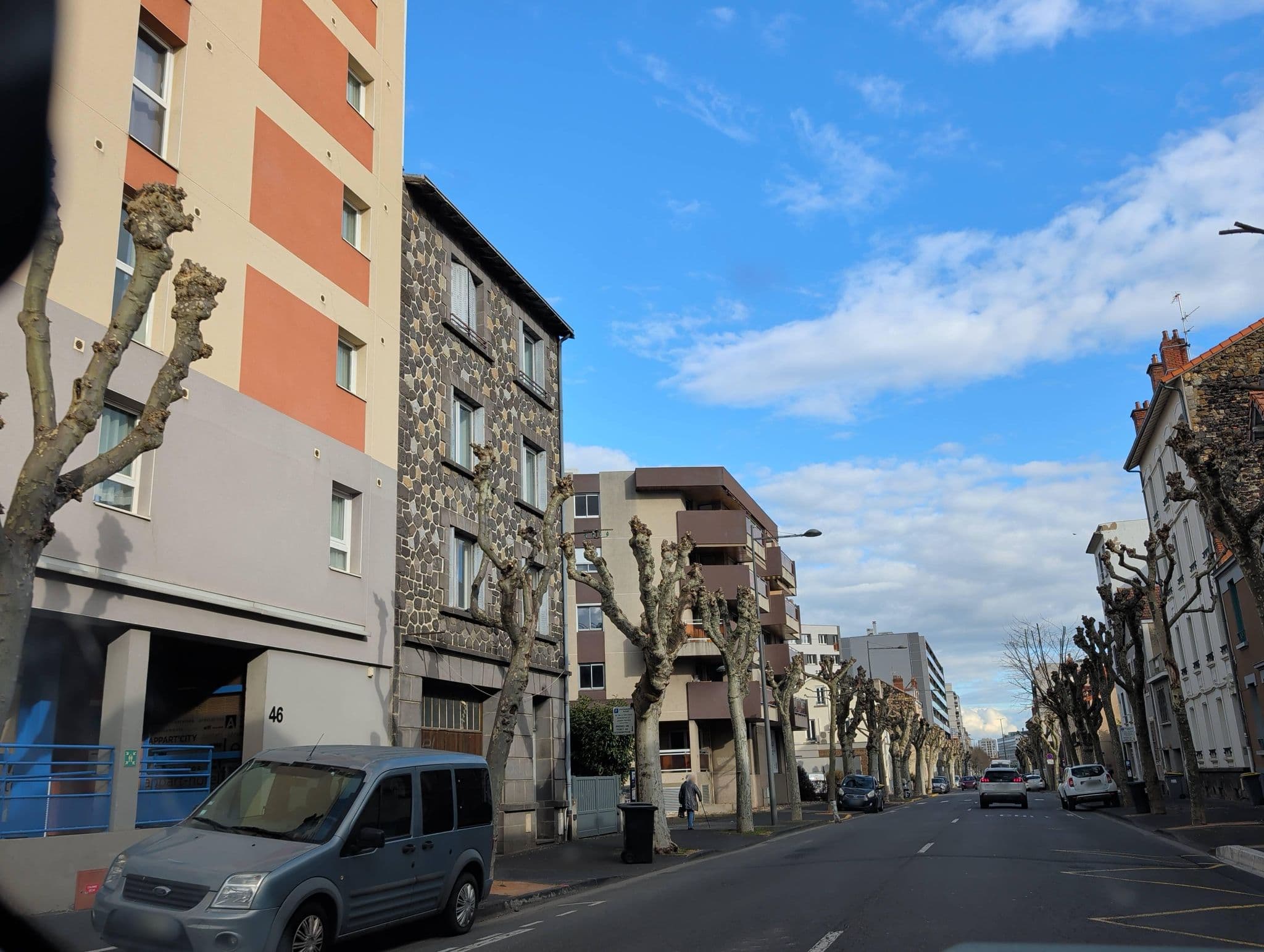 Street view near Appart'City, Chamalières — © fpm (CC BY-SA · Mapillary)