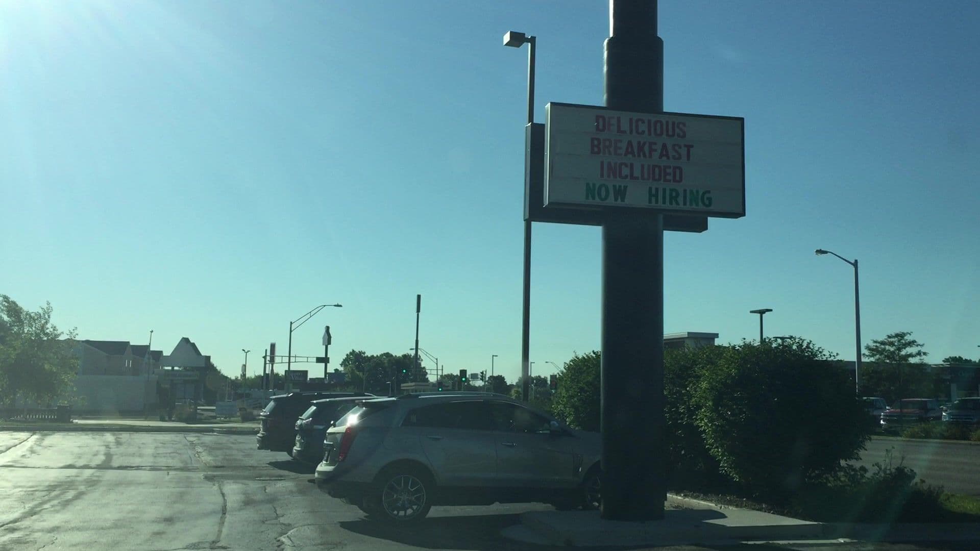 Street view near GrandStay Hotel Appleton-Fox River Mall, Appleton — © lvl5 (CC BY-SA · Mapillary)