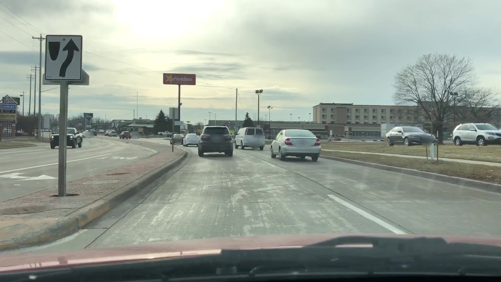 Street view near Windsor Hills, Ashwaubenon — © lvl5 (CC BY-SA · Mapillary)