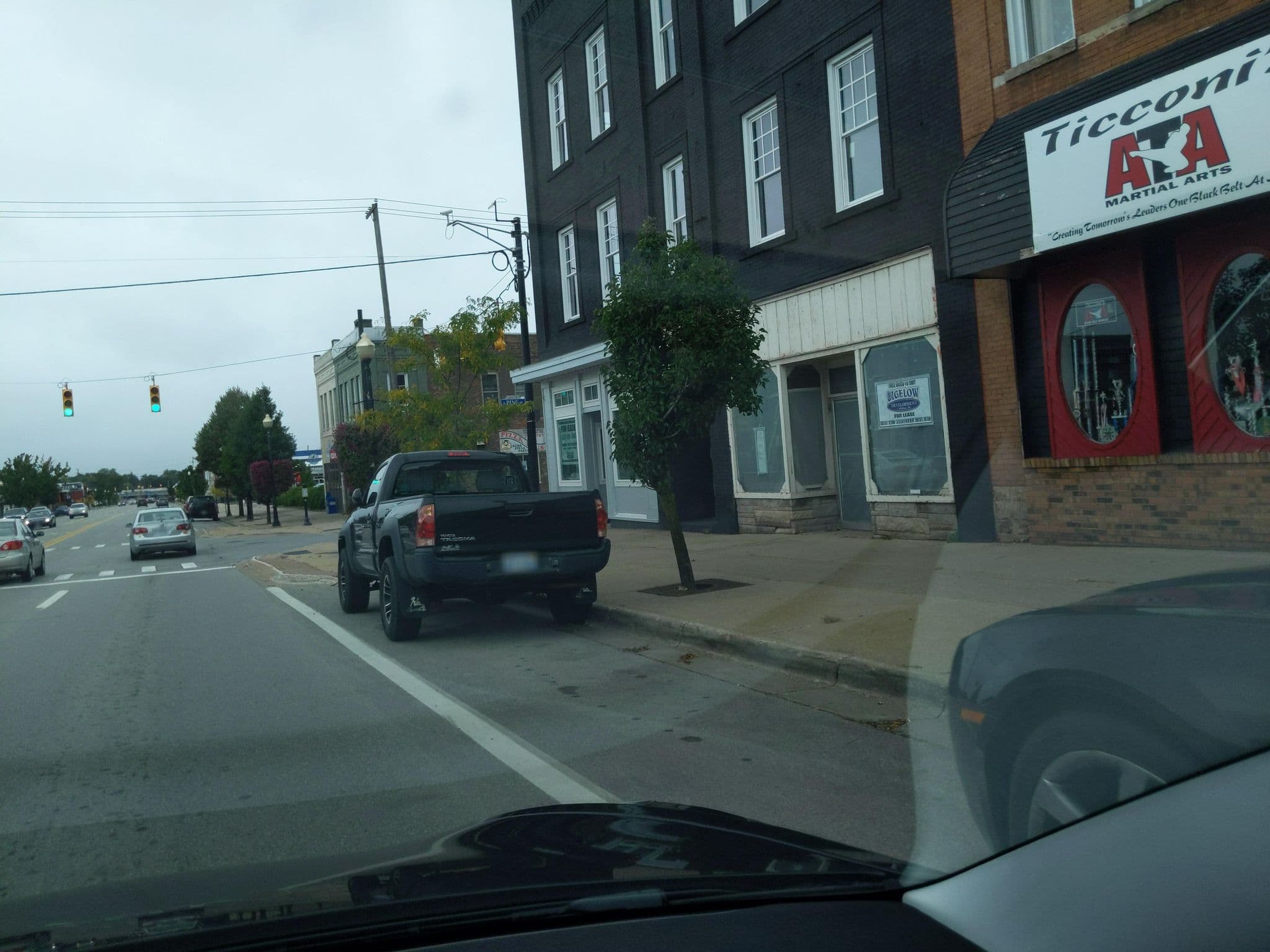 Street view near Hotel Du Chateau De La Tour Chateaux & Hotels De France, Cadillac — © treestryder (CC BY-SA · Mapillary)