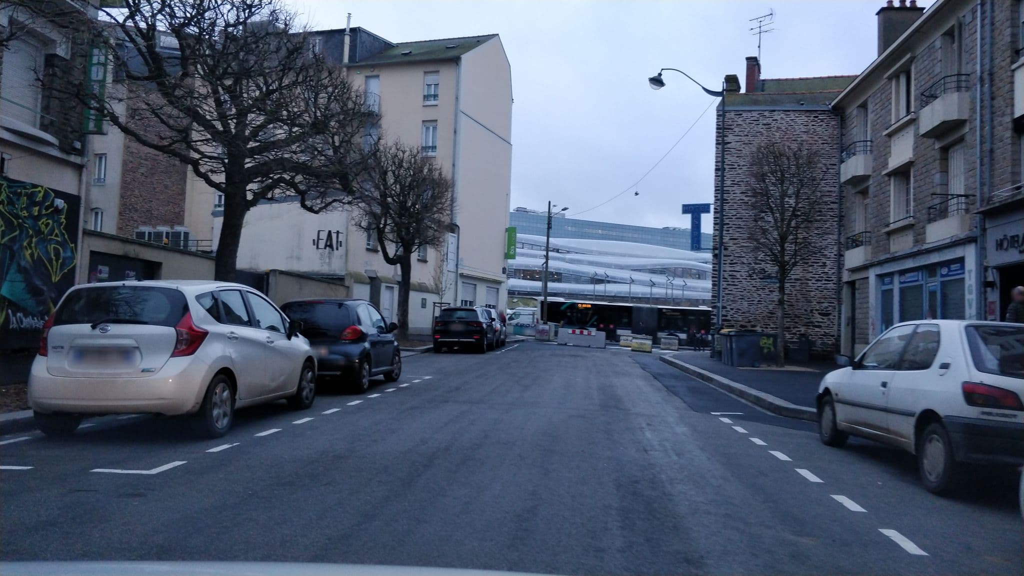 Street view near Hôtel Astrid, Rennes — © mgageo (CC BY-SA · Mapillary)
