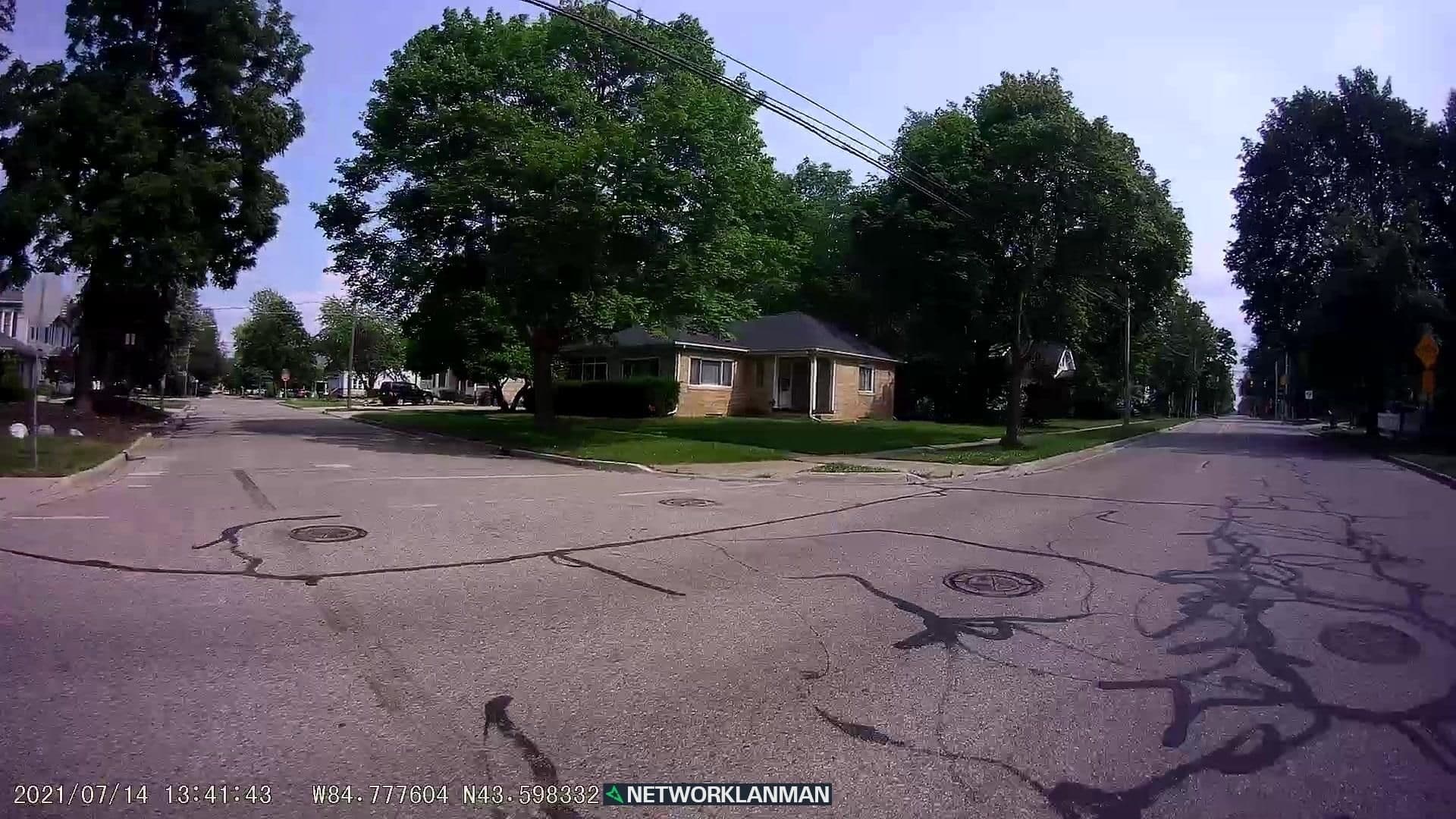 Street view near Savage Square, Clare — © networklanman (CC BY-SA · Mapillary)