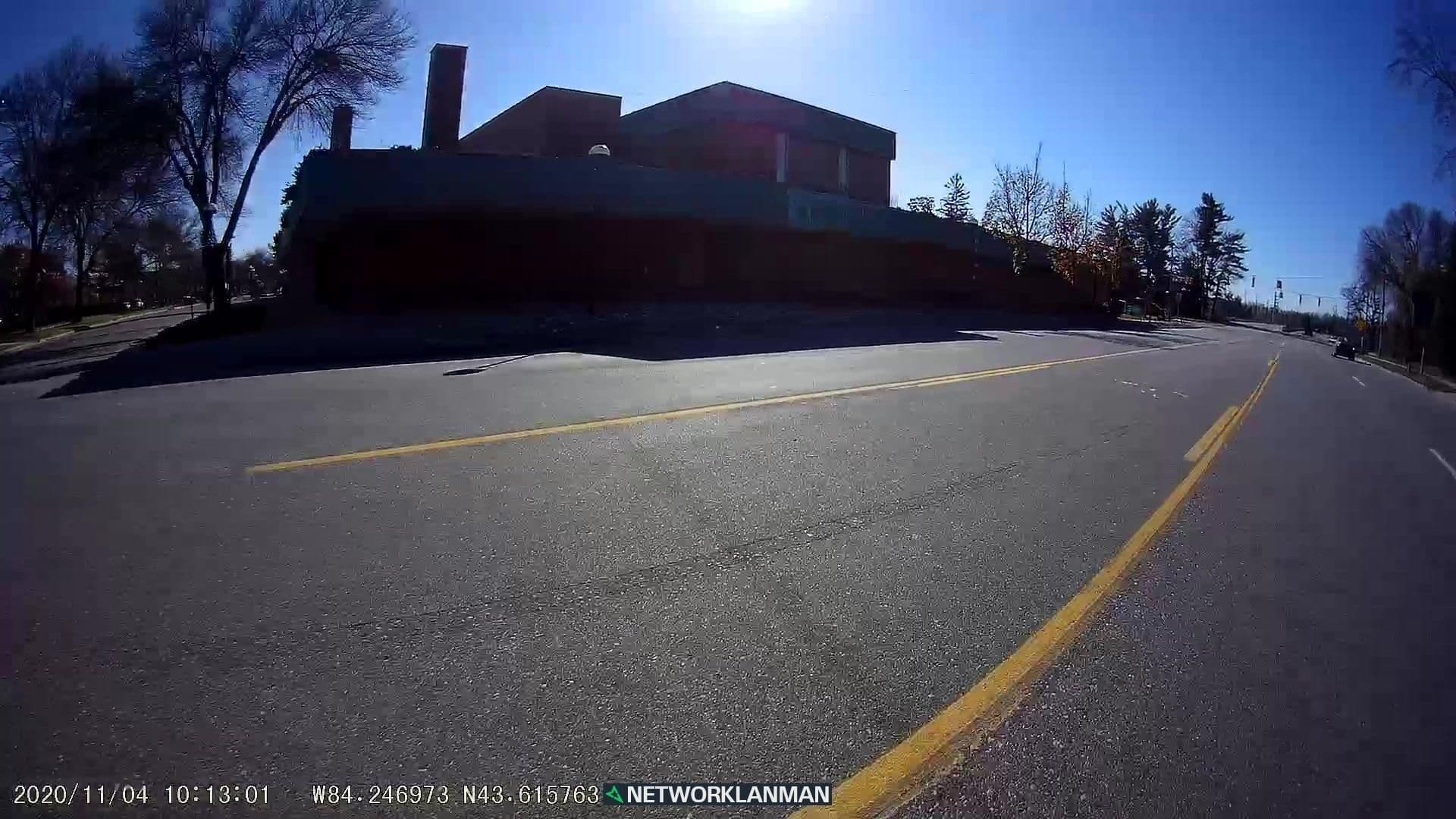 Street view near Holiday Inn Pool, Freeland — © networklanman (CC BY-SA · Mapillary)