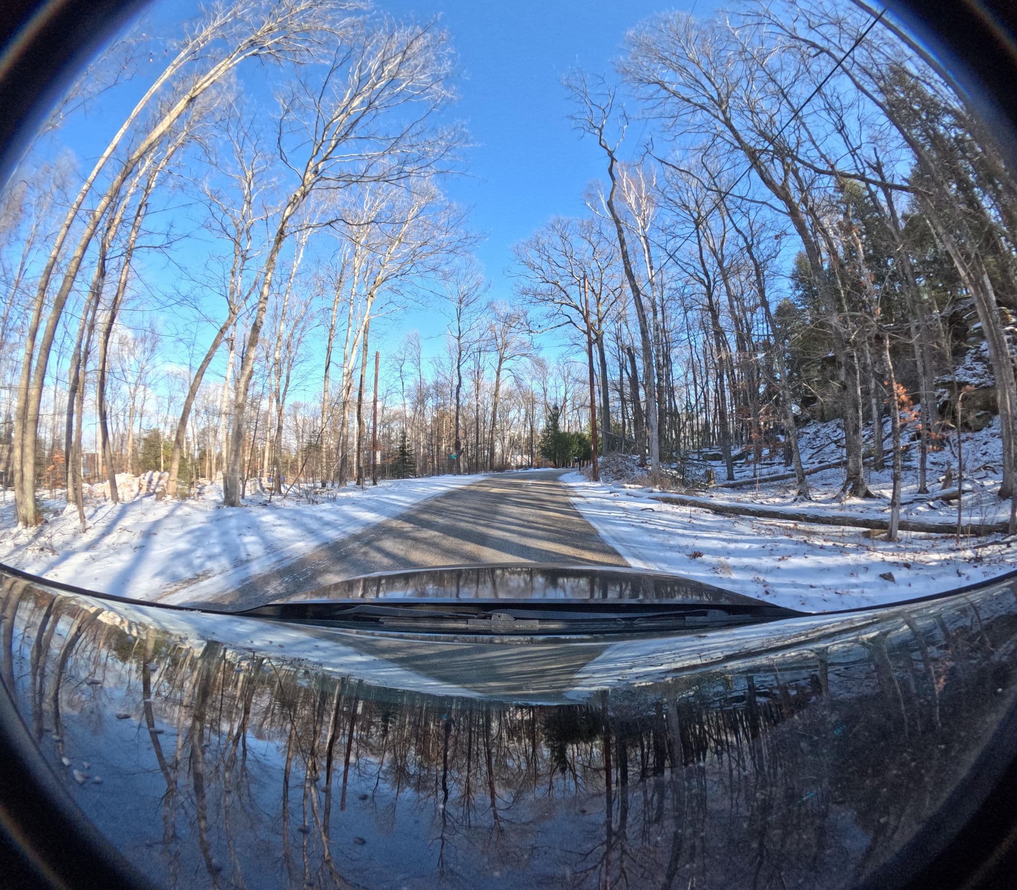 Street view near On The Rocks Cliffside, Escanaba — © theman (CC BY-SA · Mapillary)