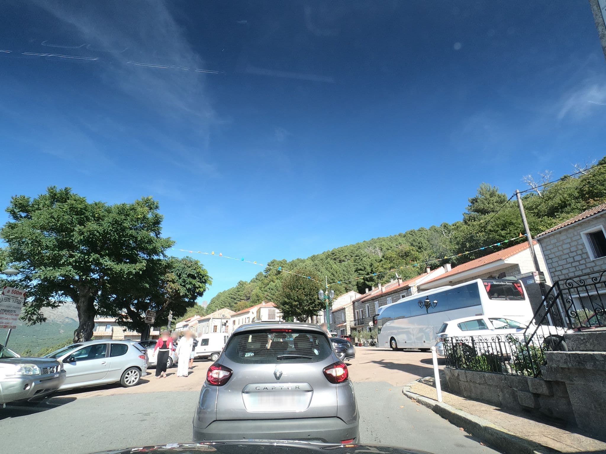 Street view near L'Aiglon, Zonza — © canadarunner (CC BY-SA · Mapillary)