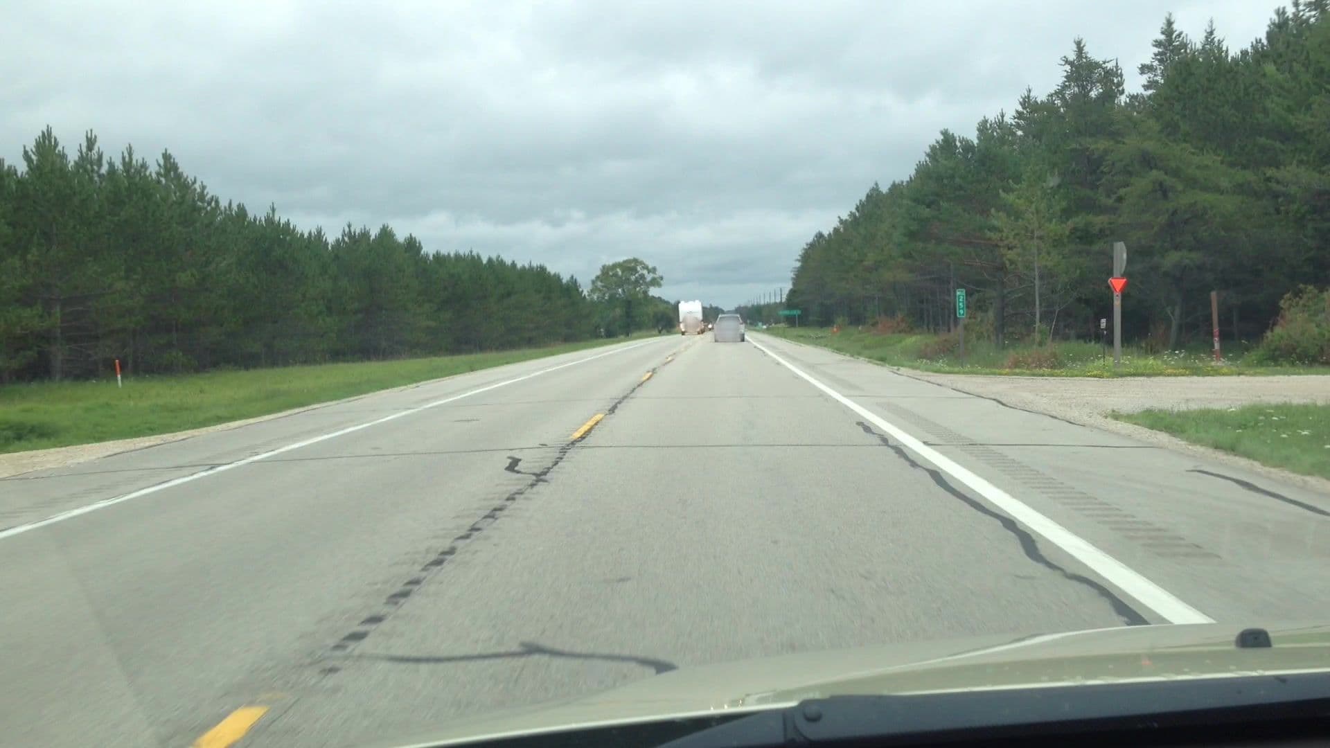 Street view near Scheall's Motel, Manistique — © lvl5 (CC BY-SA · Mapillary)
