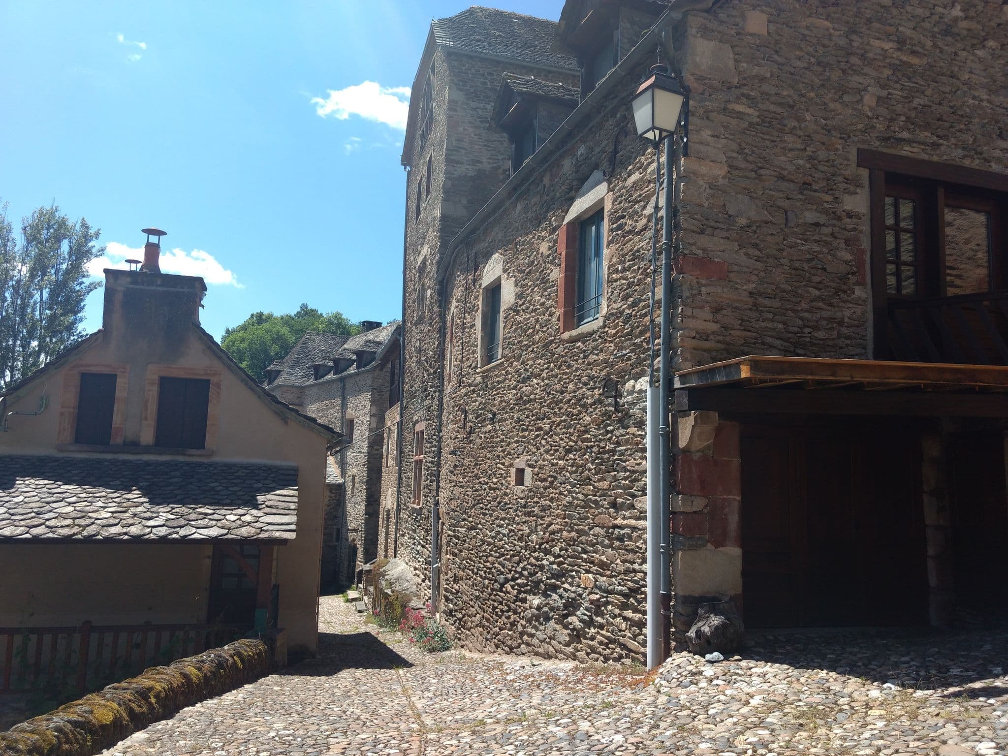 Street view near L'Amandier, Rignac — © yod4z (CC BY-SA · Mapillary)
