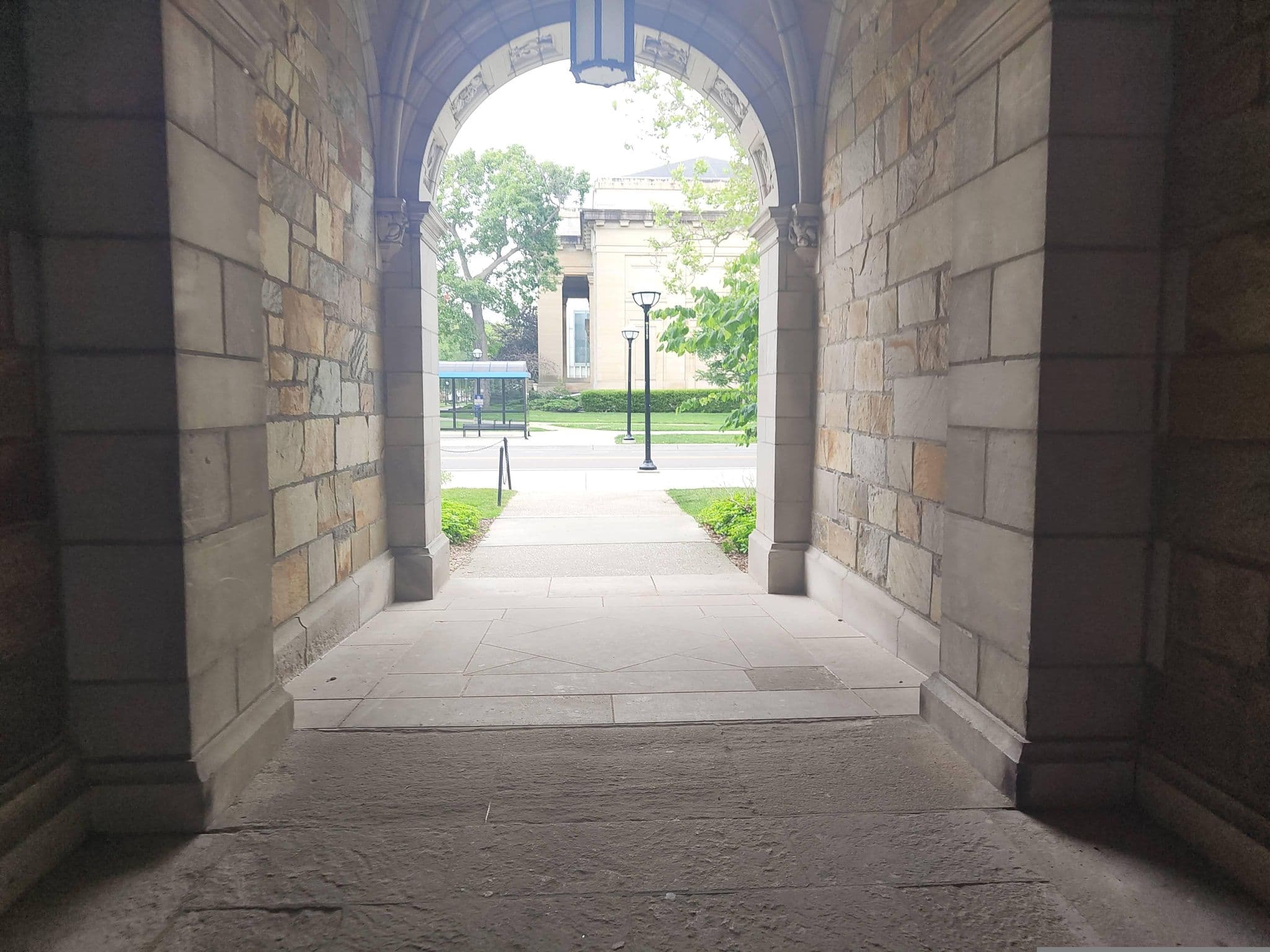 Street view near Chateau Chantillon - Afdeling Ann Arbor, Ann Arbor — © Technotion (CC BY-SA · Mapillary)
