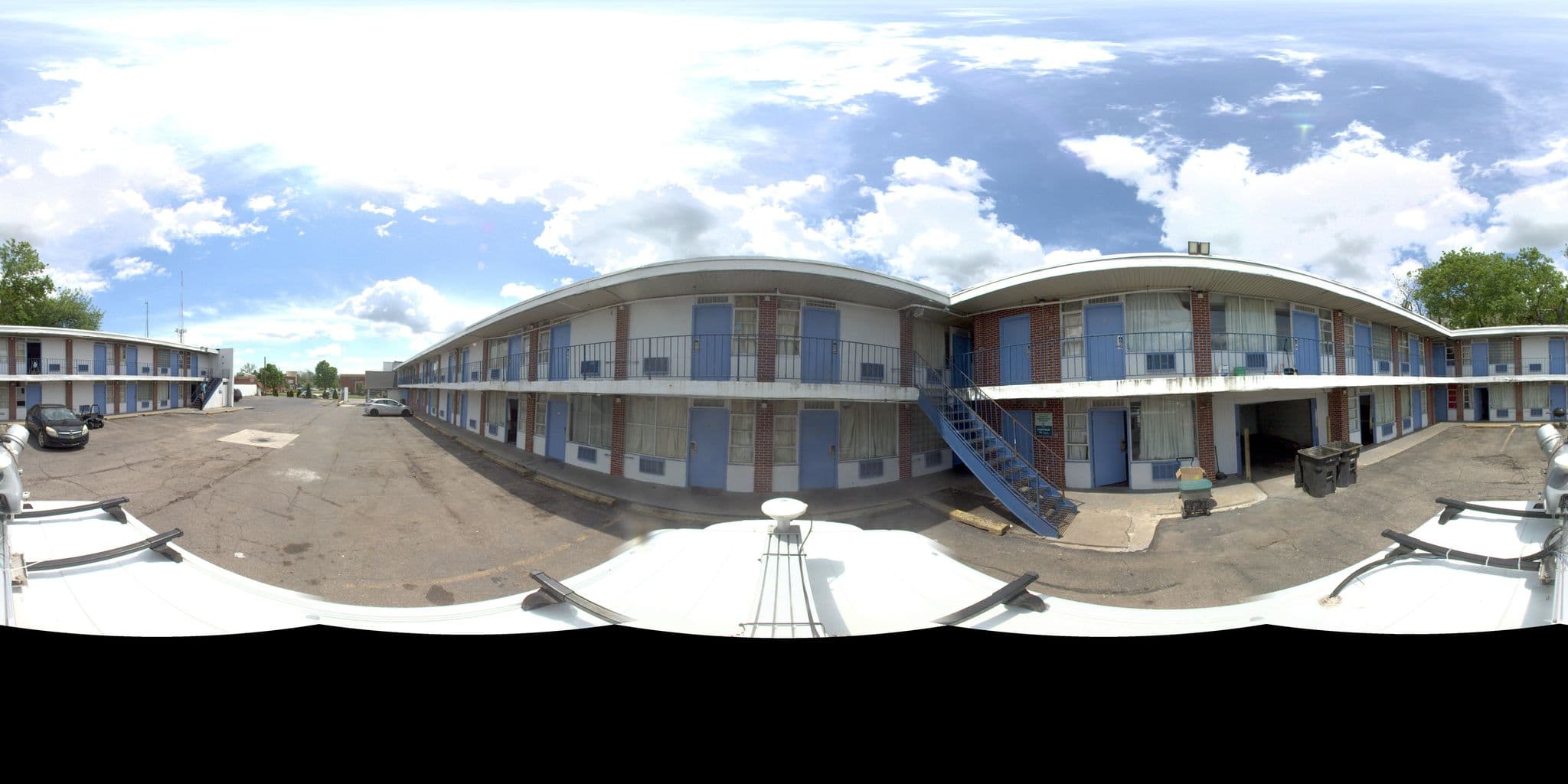 Street view near McNichols Riviera Motel, Redford — © codgis (CC BY-SA · Mapillary)