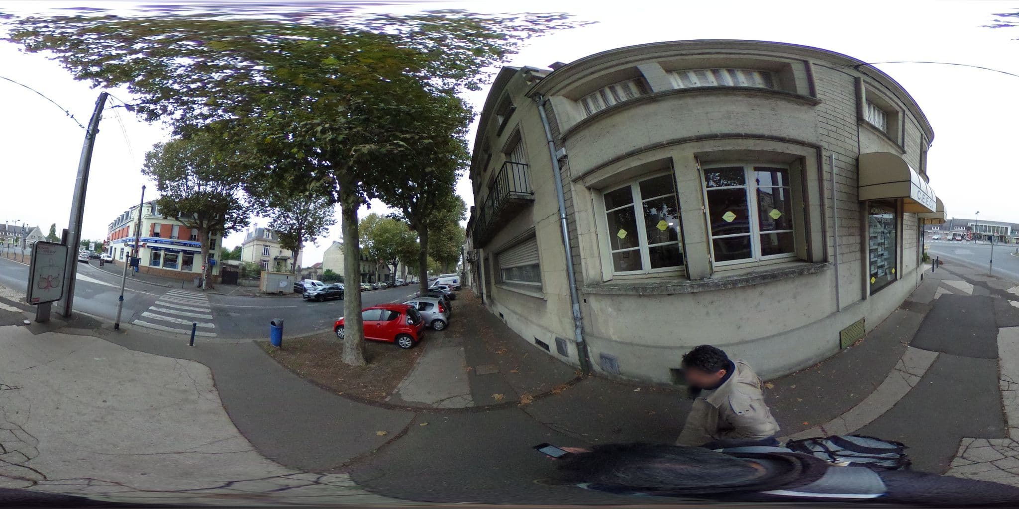 Street view near Le terminus, Belleu — © zimmy (CC BY-SA · Mapillary)