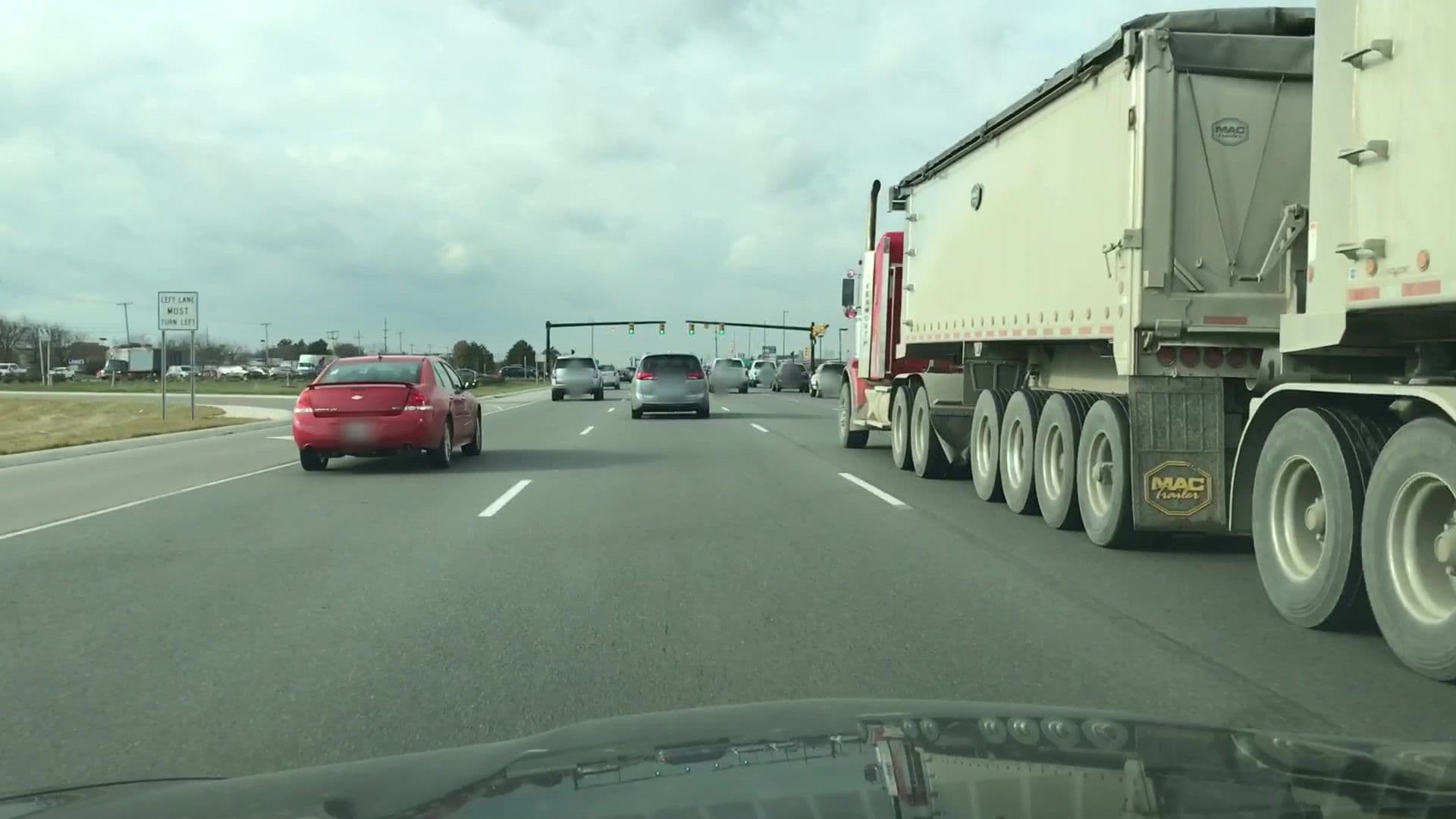 Street view near Candlewood Suites, Clinton Township — © lvl5 (CC BY-SA · Mapillary)