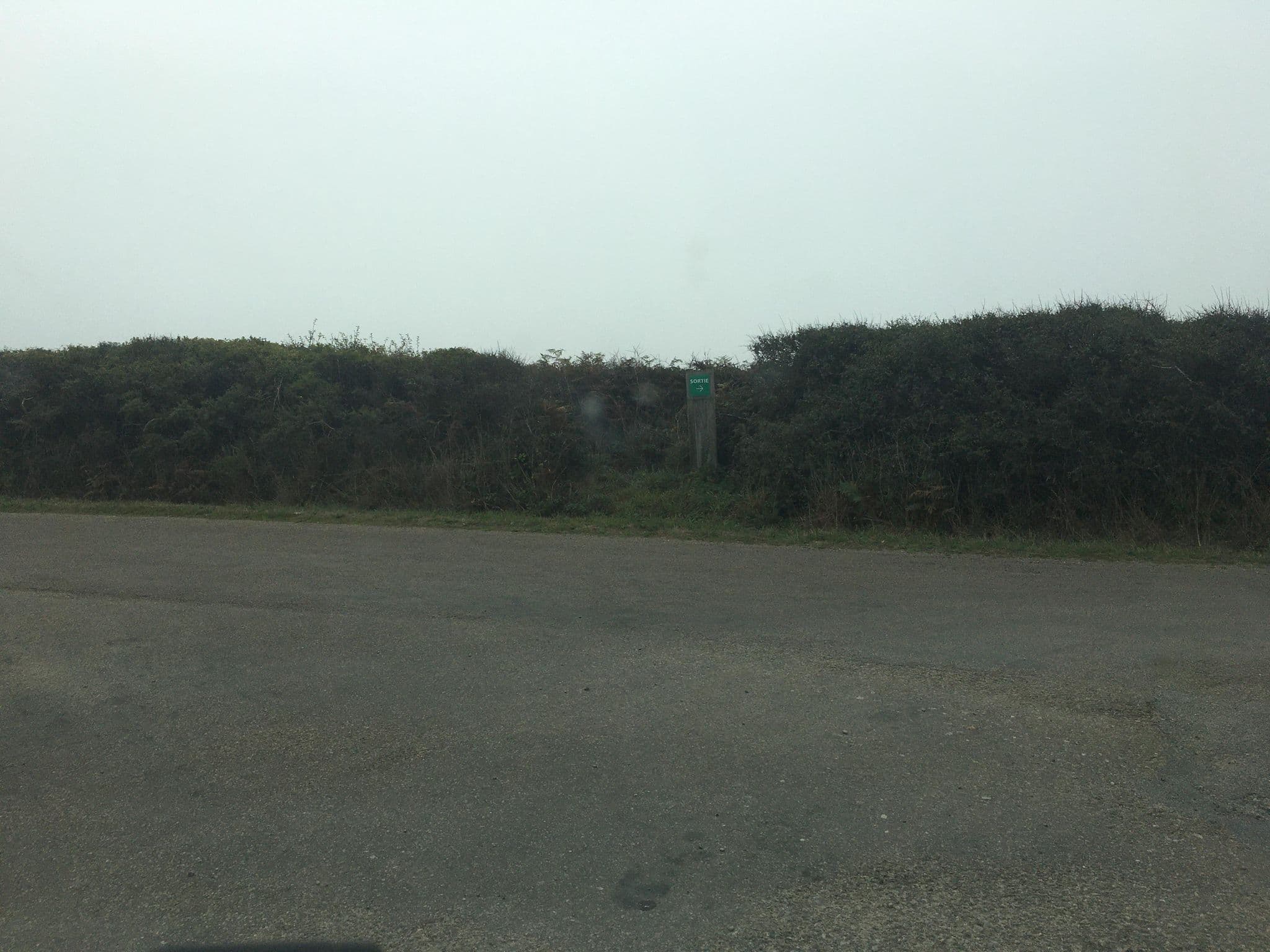 Street view near Pointe Du Van, Plogoff — © raymond (CC BY-SA · Mapillary)