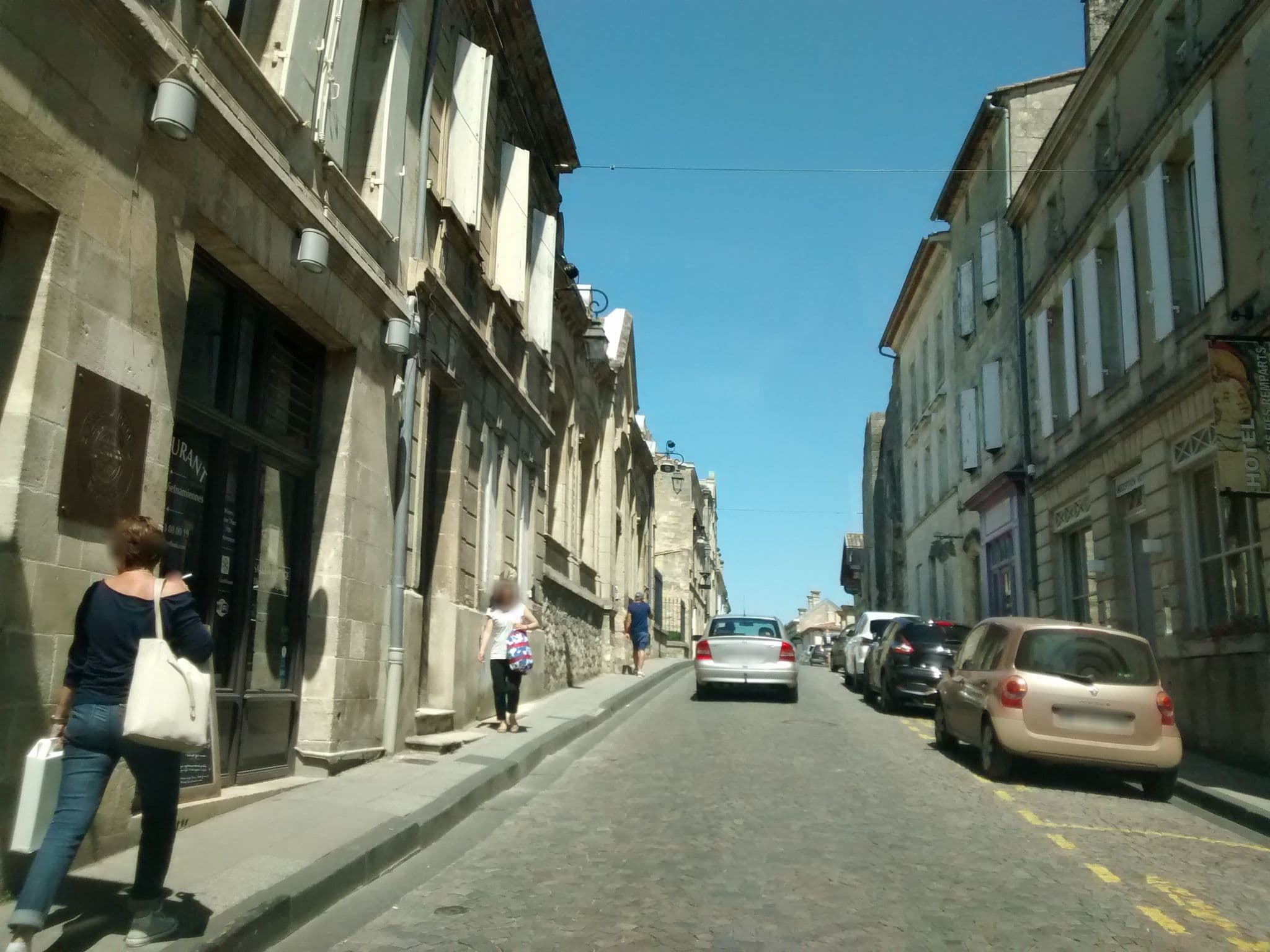 Street view near Au logis des remparts, Saint-Émilion — © egofer (CC BY-SA · Mapillary)