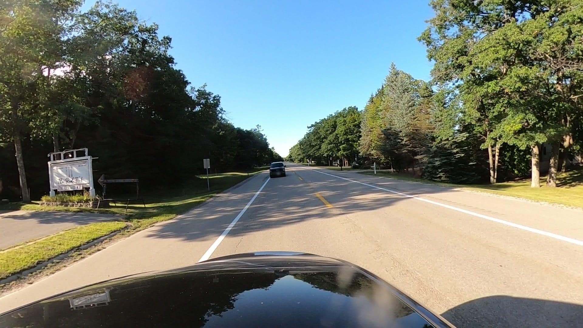 Street view near Huron Shores Cabins, Au Sable — © treestryder (CC BY-SA · Mapillary)