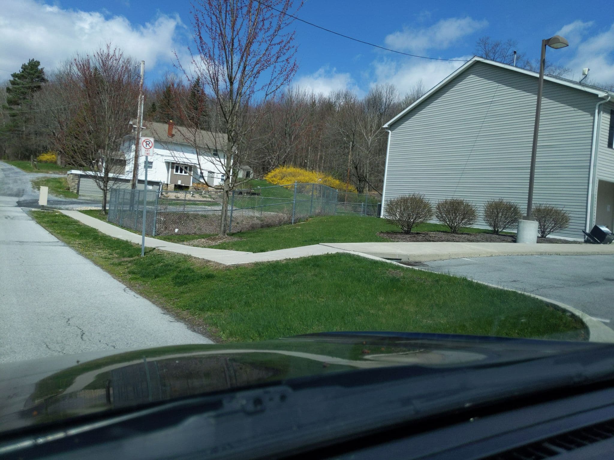 Street view near Bed, Altoona — © gen1nine (CC BY-SA · Mapillary)