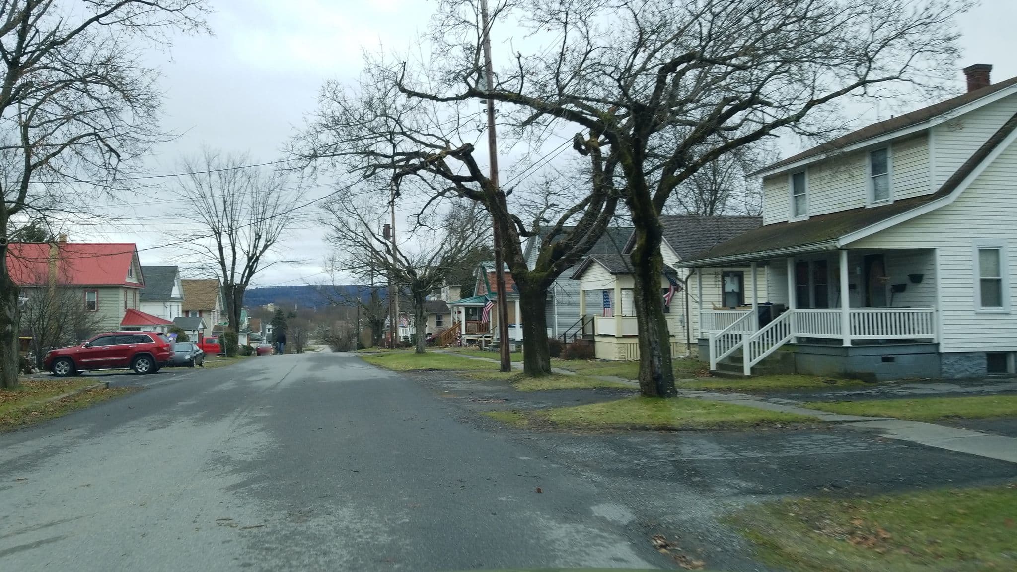 Street view near Wang's Love Shack, Hyde — © rpjjpr (CC BY-SA · Mapillary)