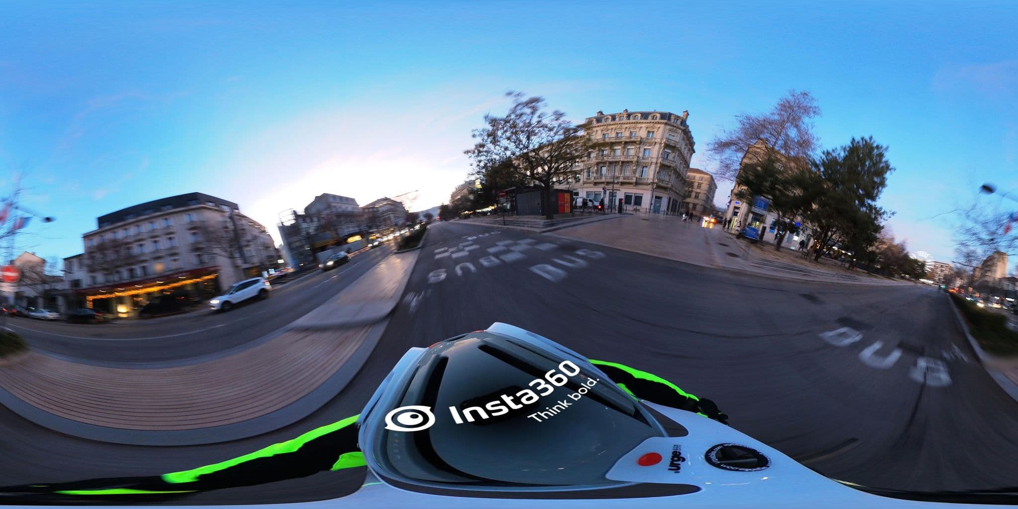 Street view near Hôtel de France, Valence — © Serge2633 (CC BY-SA · Mapillary)