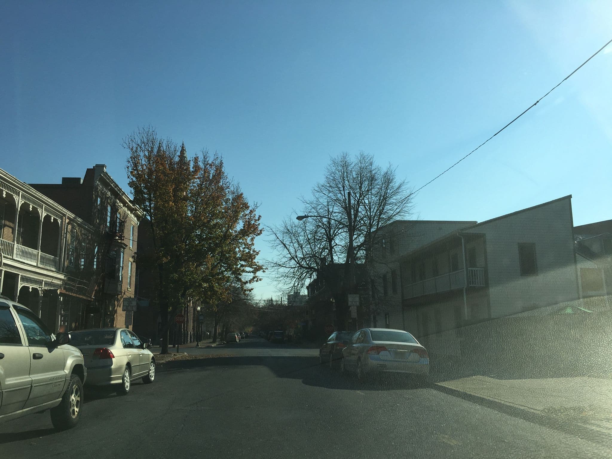 Street view near The Bed: At Chateau Williams, Harrisburg — © cbley (CC BY-SA · Mapillary)