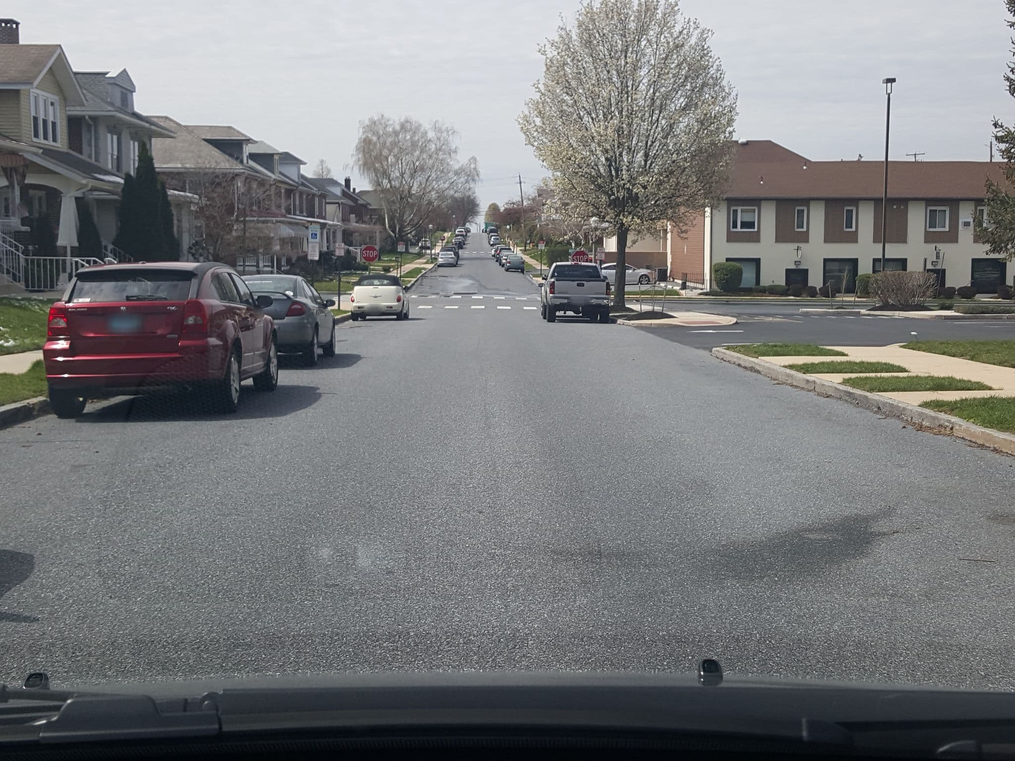 Street view near The Gibson House, Hershey — © dgearhart (CC BY-SA · Mapillary)