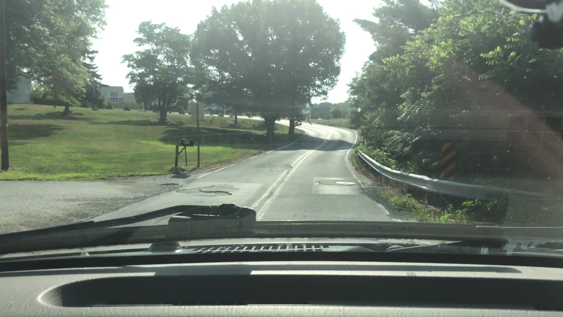 Street view near Tiny Estates, Rheems — © lvl5 (CC BY-SA · Mapillary)