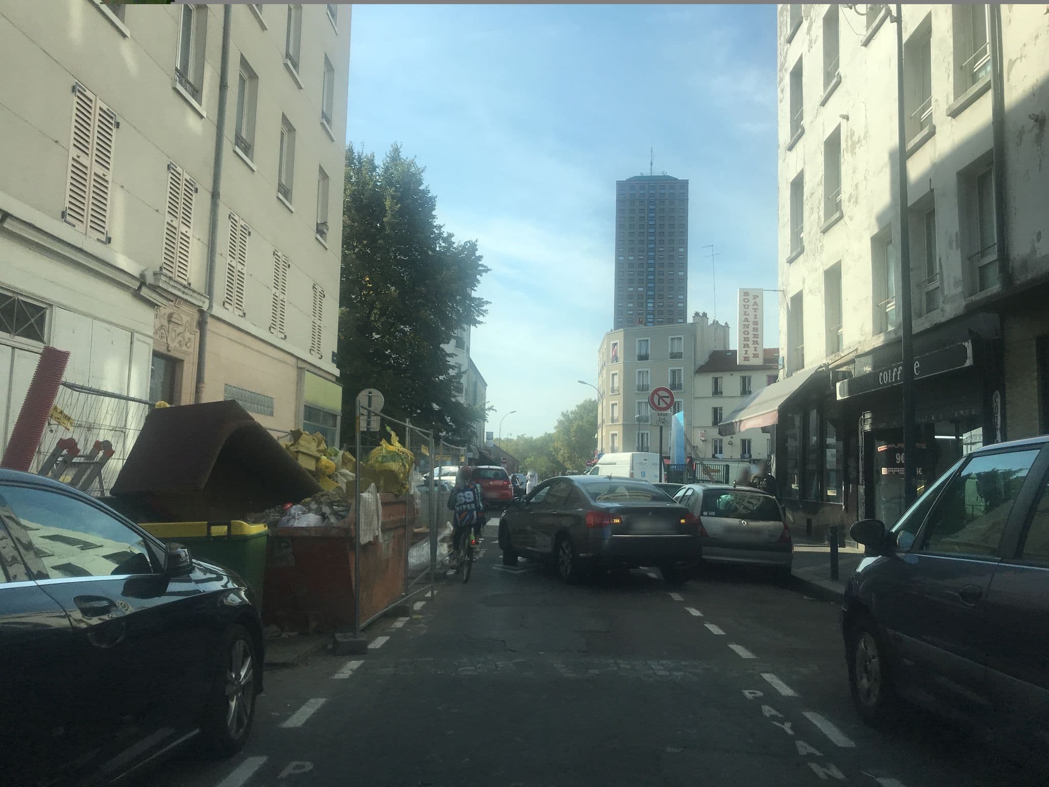 Street view near Hôtel Le Magistral, Pantin — © unmap (CC BY-SA · Mapillary)
